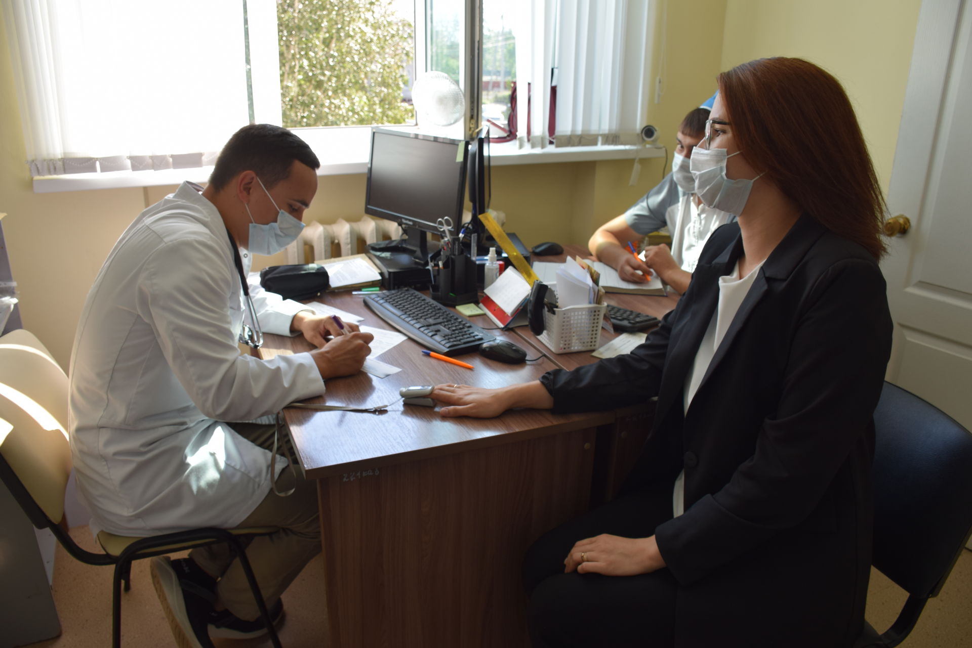 Гузэль Ахметжанова призывает нурлатцев сделать профилактическую прививку от коронавируса