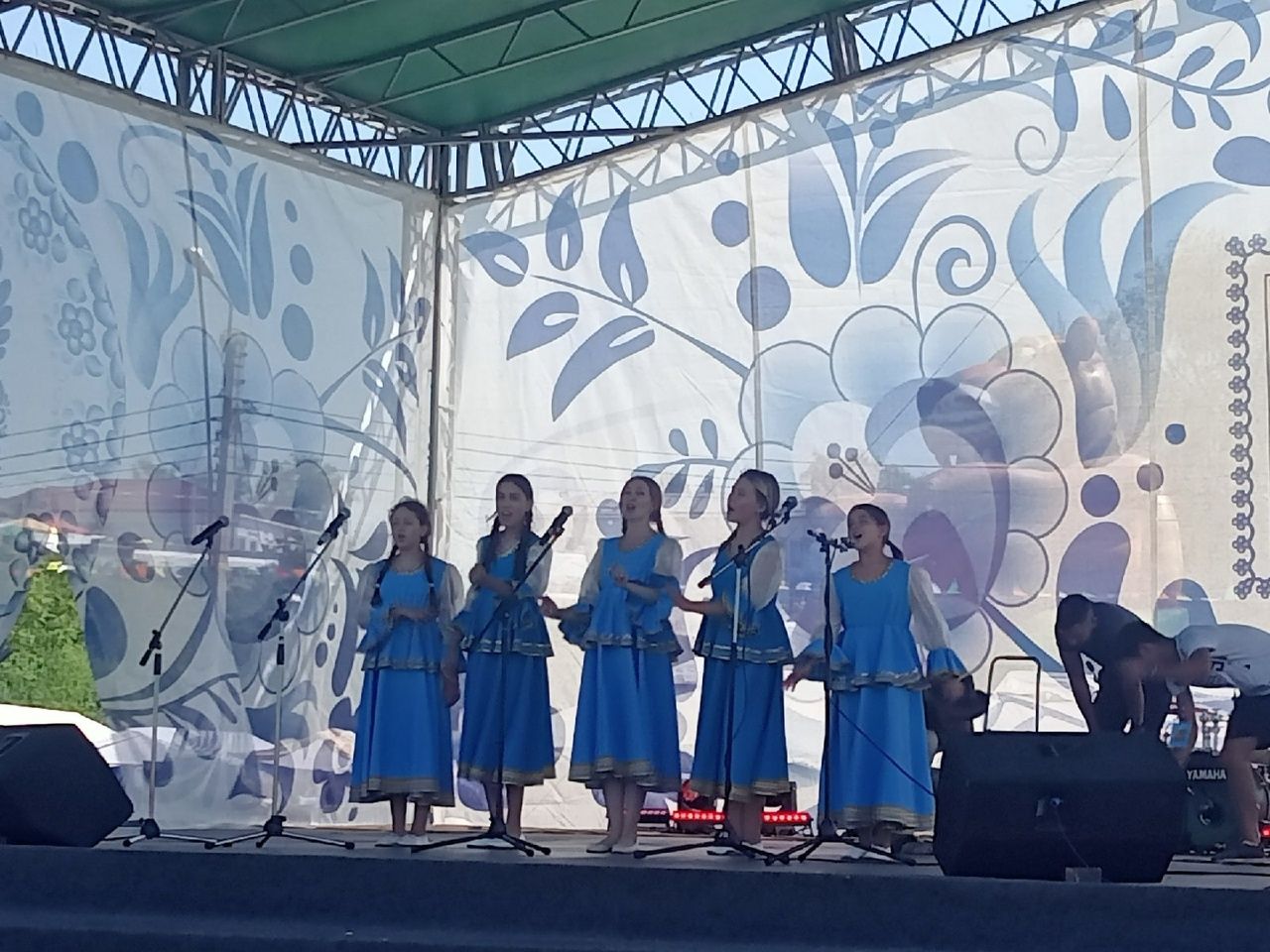 Артисты нурлатского Дома дружбы народов выступили на Спасской ярмарке
