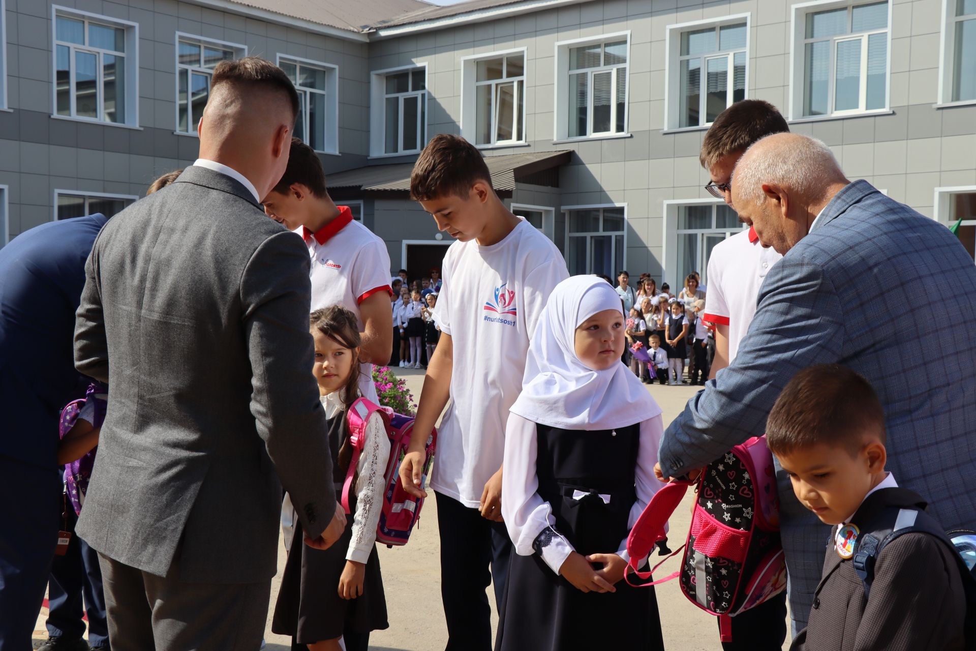 В День знаний в Нурлатском районе после капитального ремонта вновь распахнули свои двери для учеников 6 школ