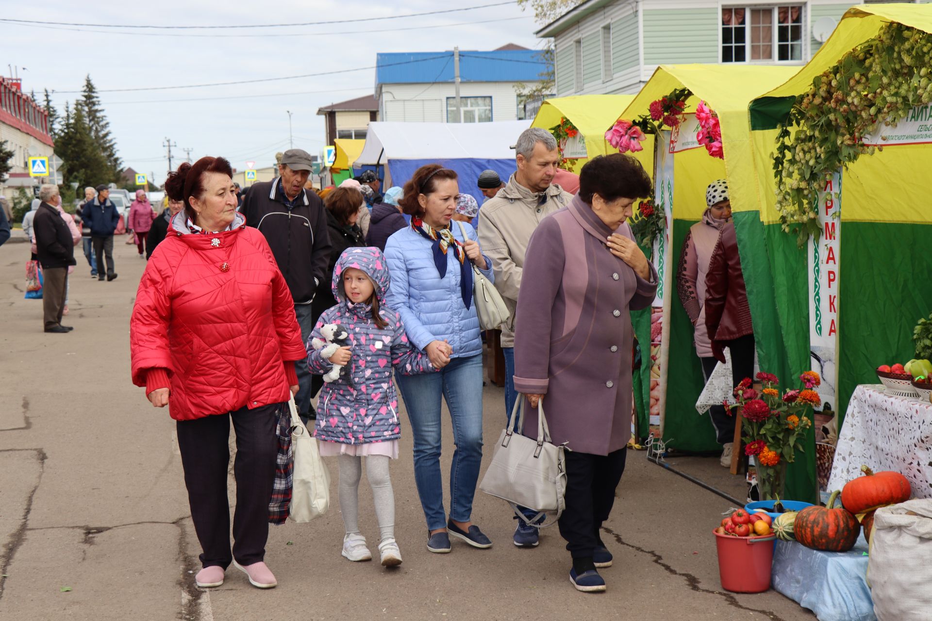 В Нурлате прошла первая осенняя сельскохозяйственная ярмарка