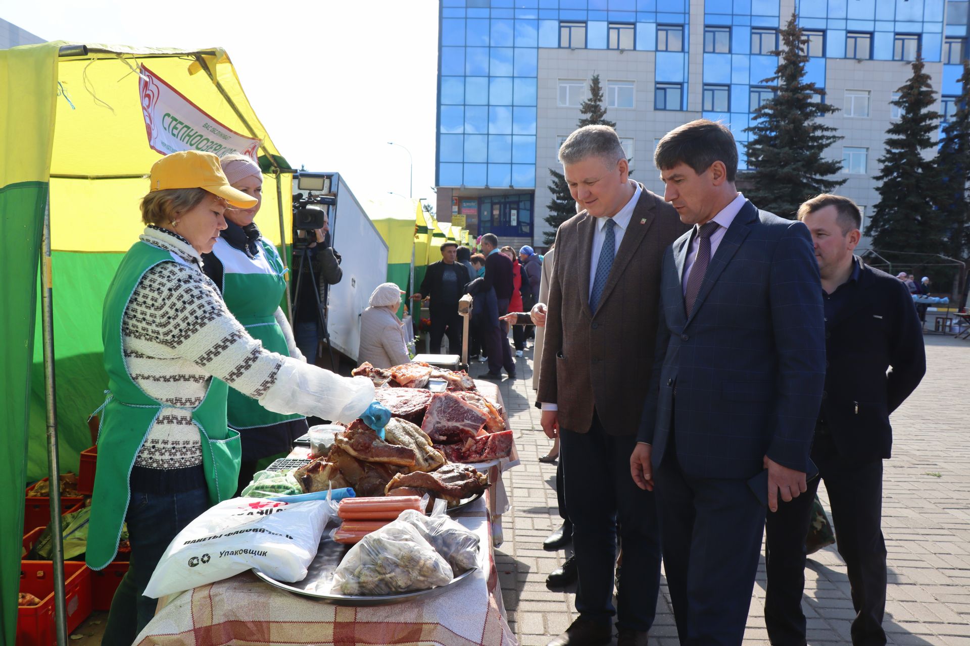 Праздничная ярмарка в Нурлате порадовала изобилием осенней продукции