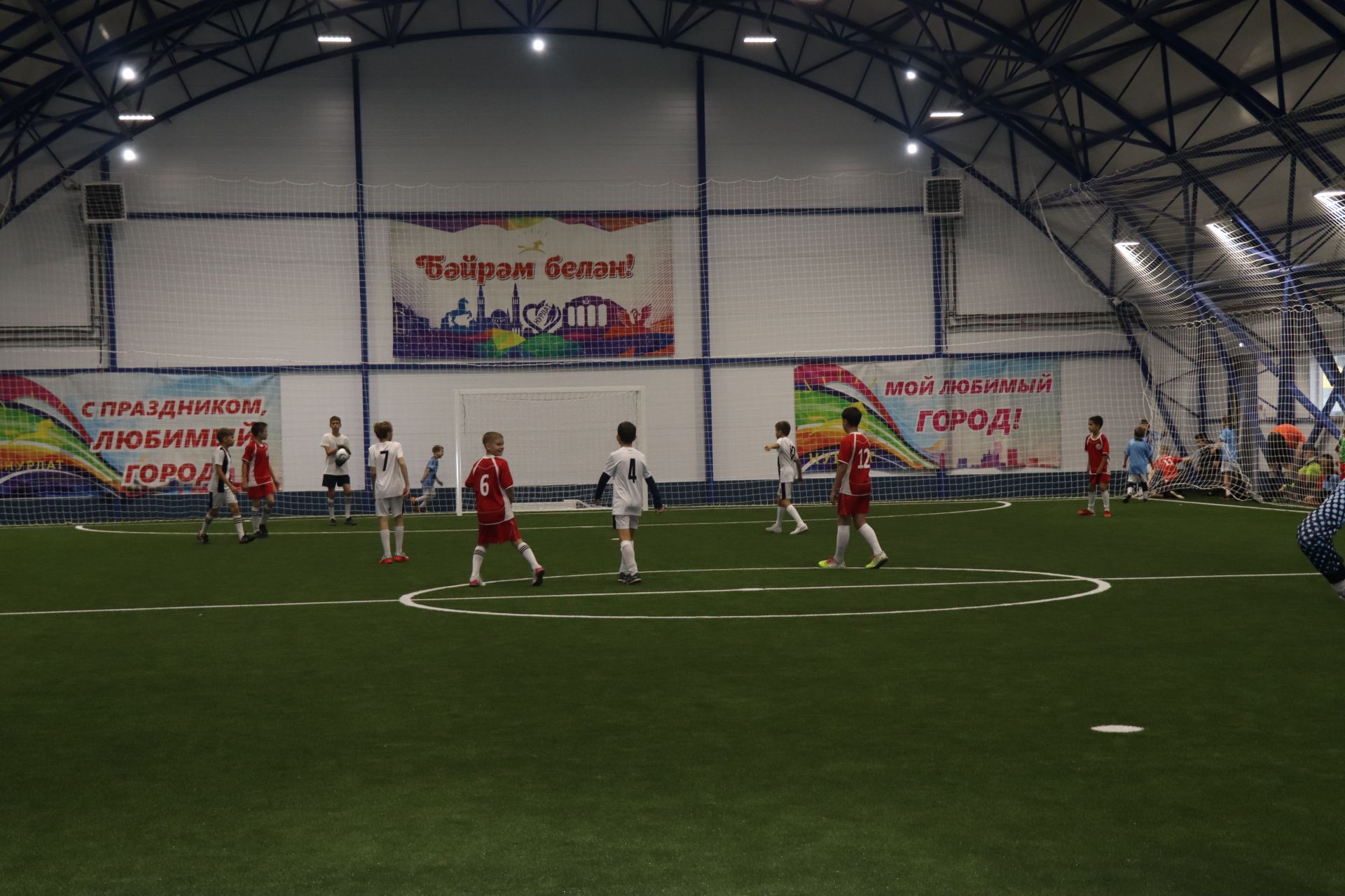 В Нурлате открылся футбольный манеж «Туп»
