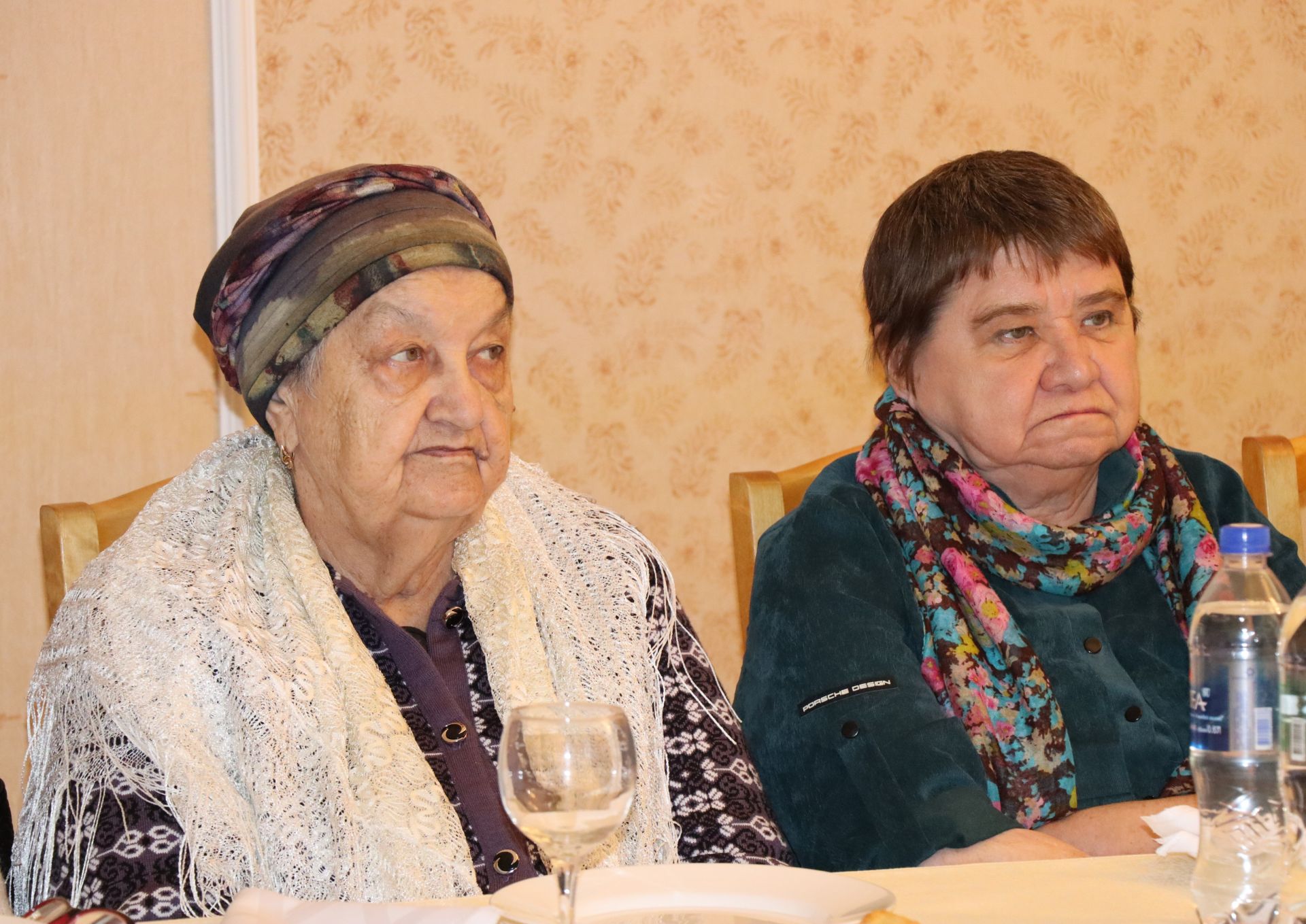 Глава Нурлатского района встретился с представителями старшего поколения