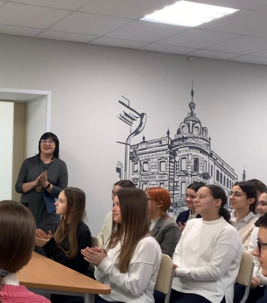 В библиотеке Нурлата открыли Год педагога и наставника