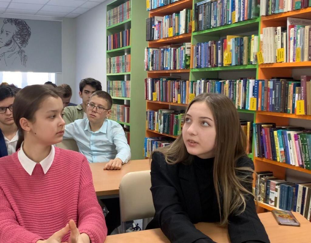 В библиотеке Нурлата открыли Год педагога и наставника