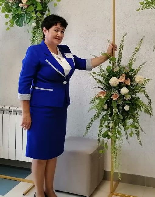 В Нурлате учителю присвоено почетное звание