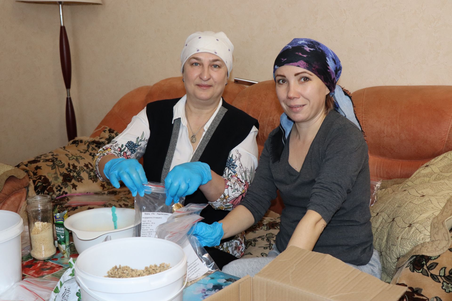 Волонтеры движения «Вкусняшки для победы» продолжают готовить еду для участников СВО