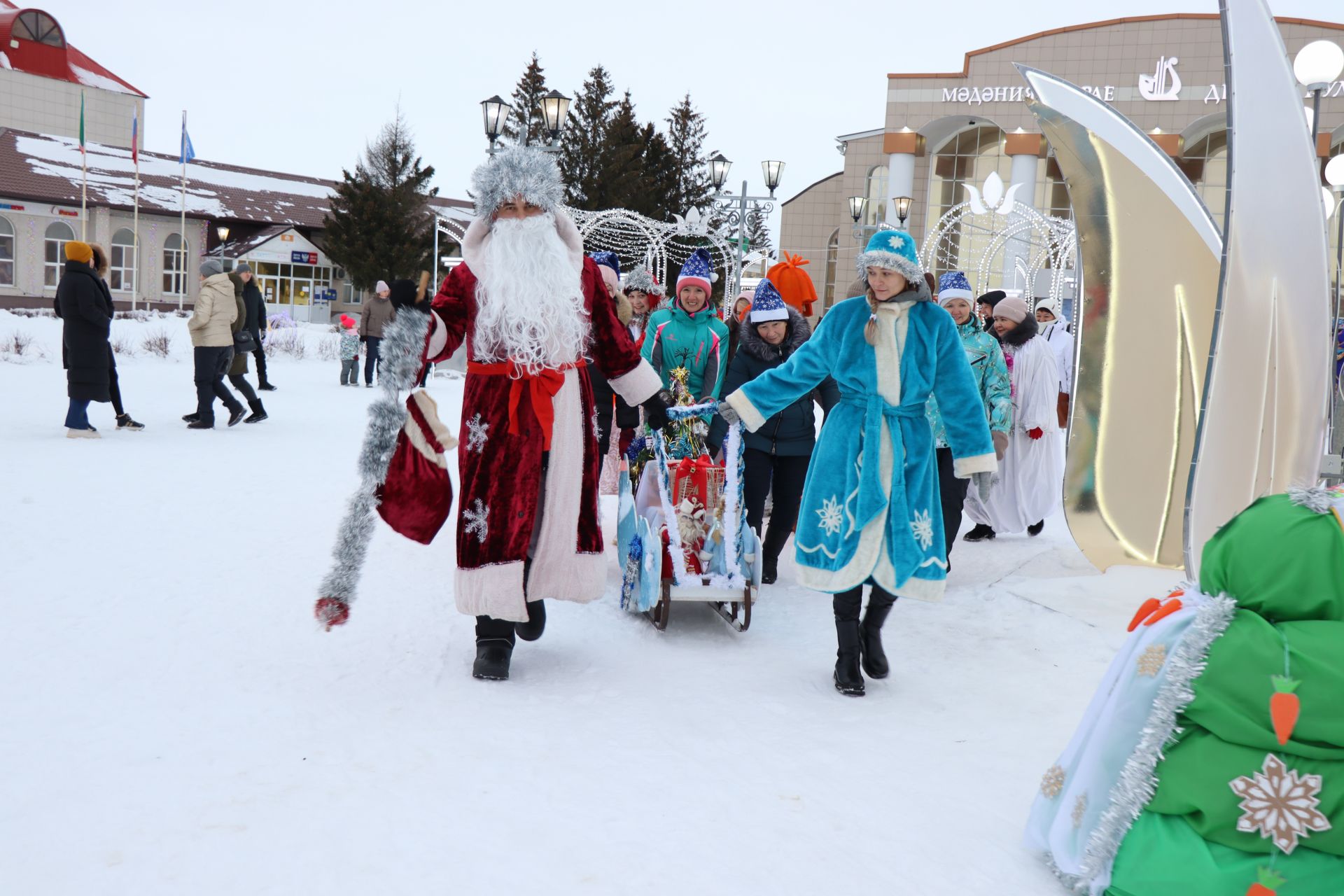 В Нурлате с размахом прошел фестиваль креативных санок «СаниFest»