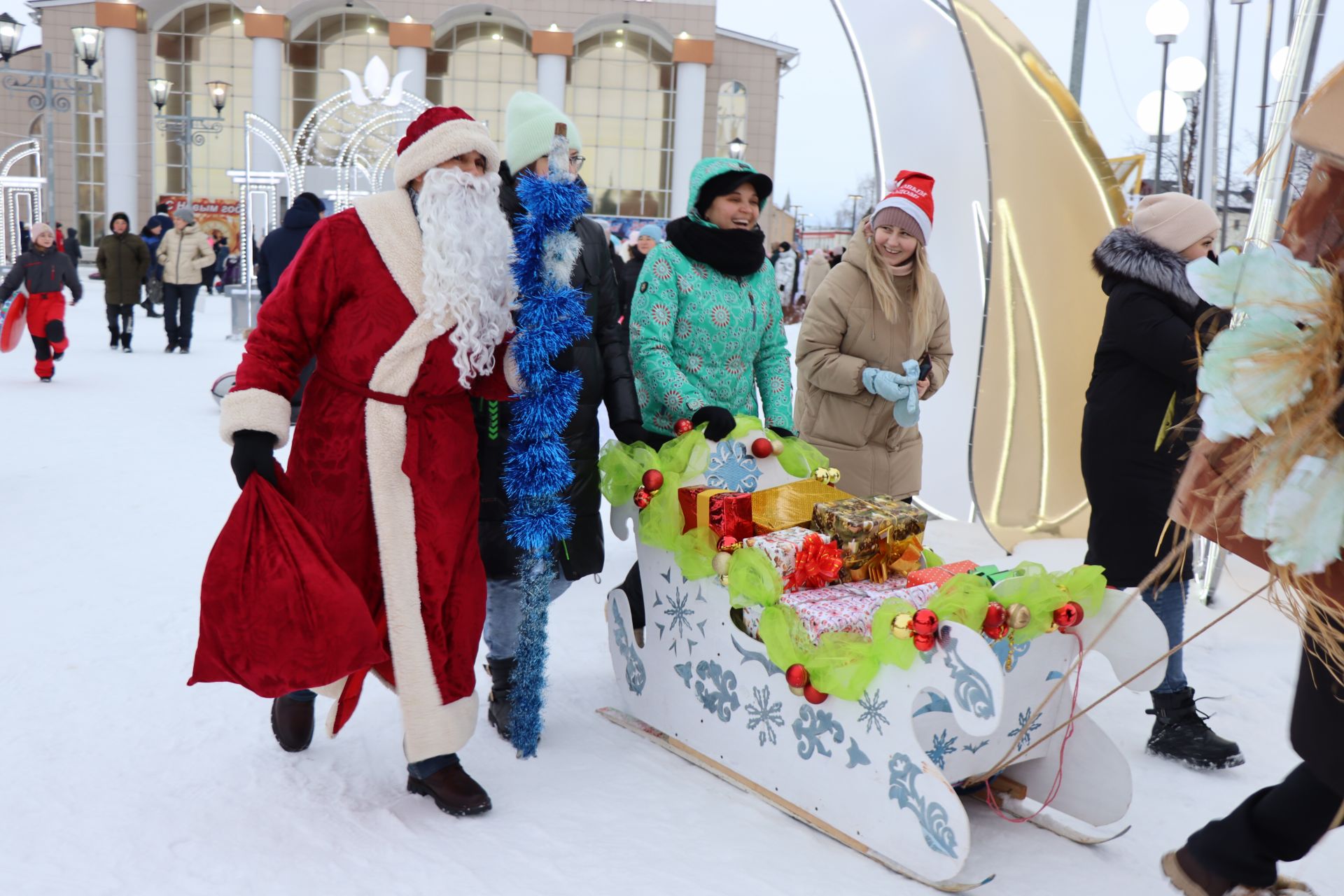 В Нурлате с размахом прошел фестиваль креативных санок «СаниFest»