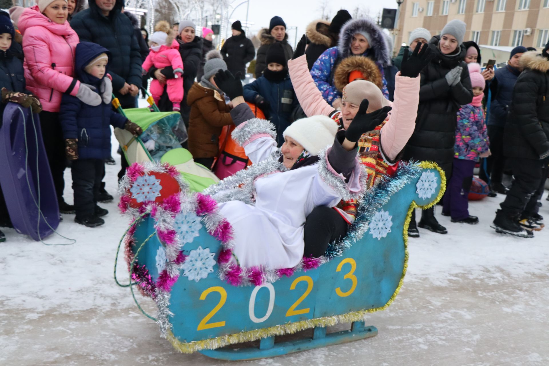 В Нурлате с размахом прошел фестиваль креативных санок «СаниFest»