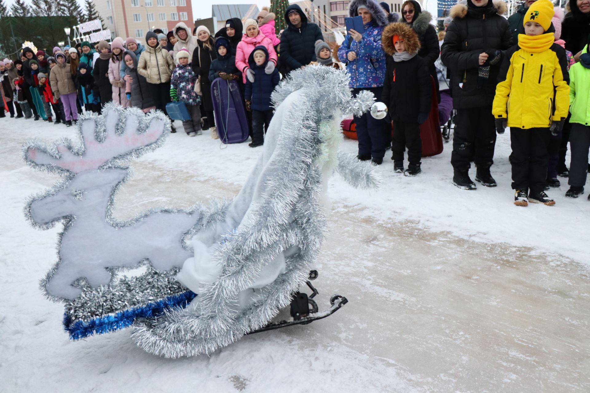 В Нурлате с размахом прошел фестиваль креативных санок «СаниFest»