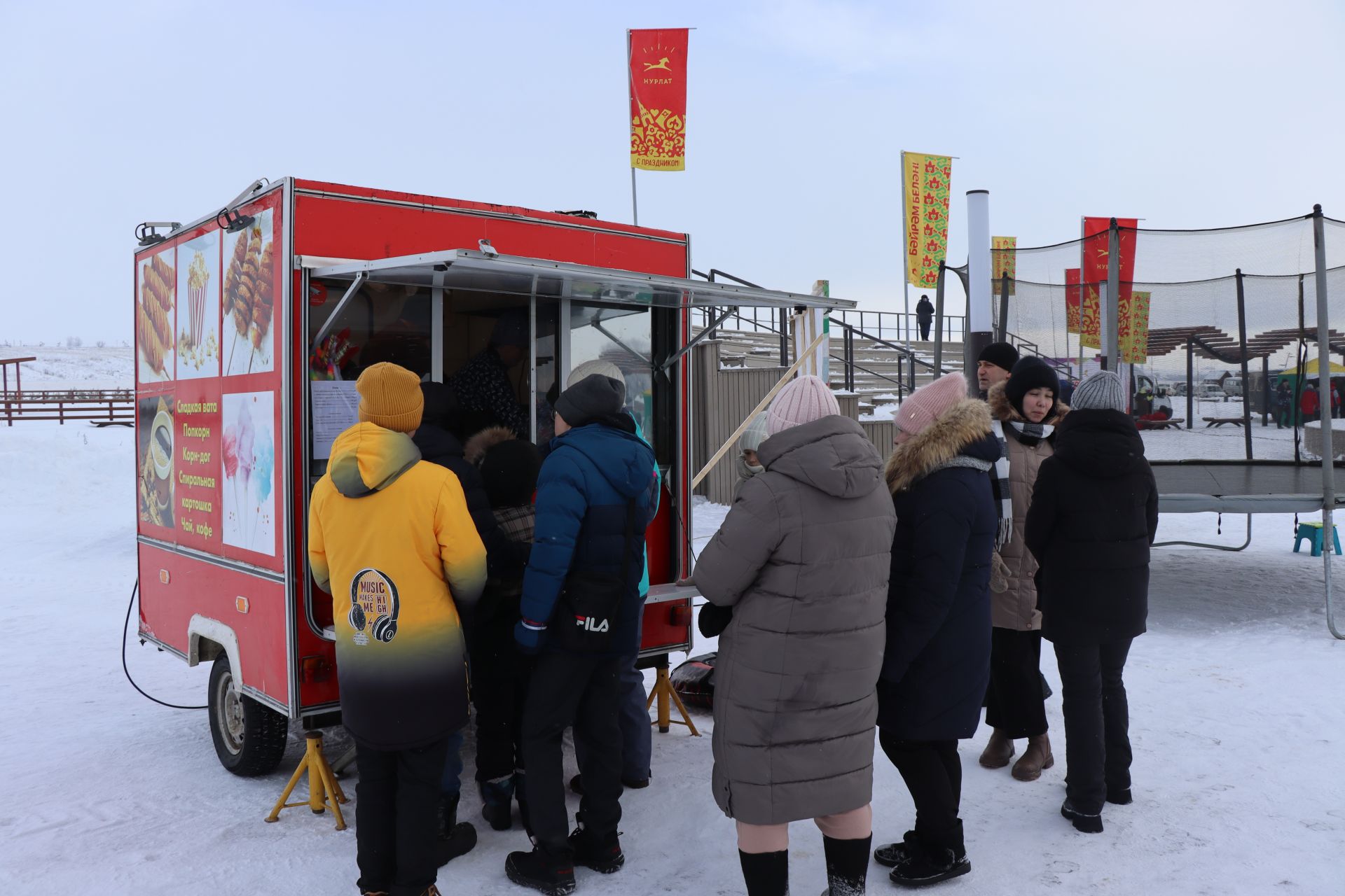 В Нурлате прошел традиционный праздник зимней рыбалки