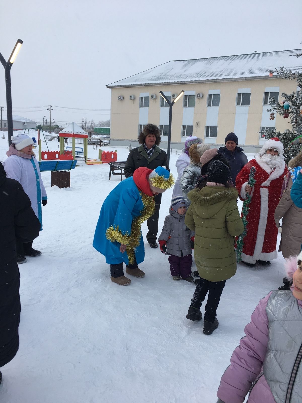 В микрорайонах Нурлата каждый день праздник