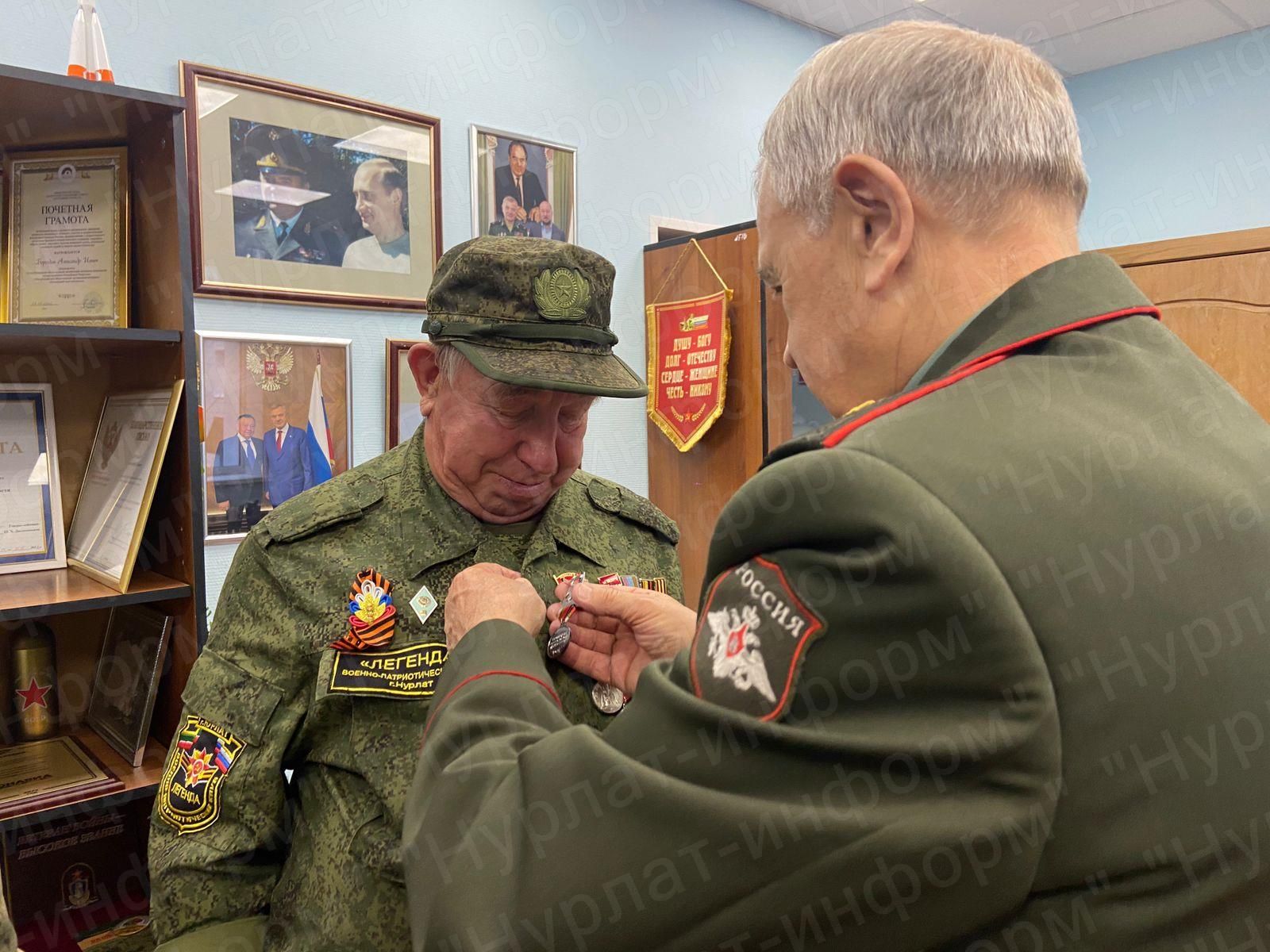 Руководителям Нурлатского ВПК «Легенда» вручен знак «Российского союза ветеранов»