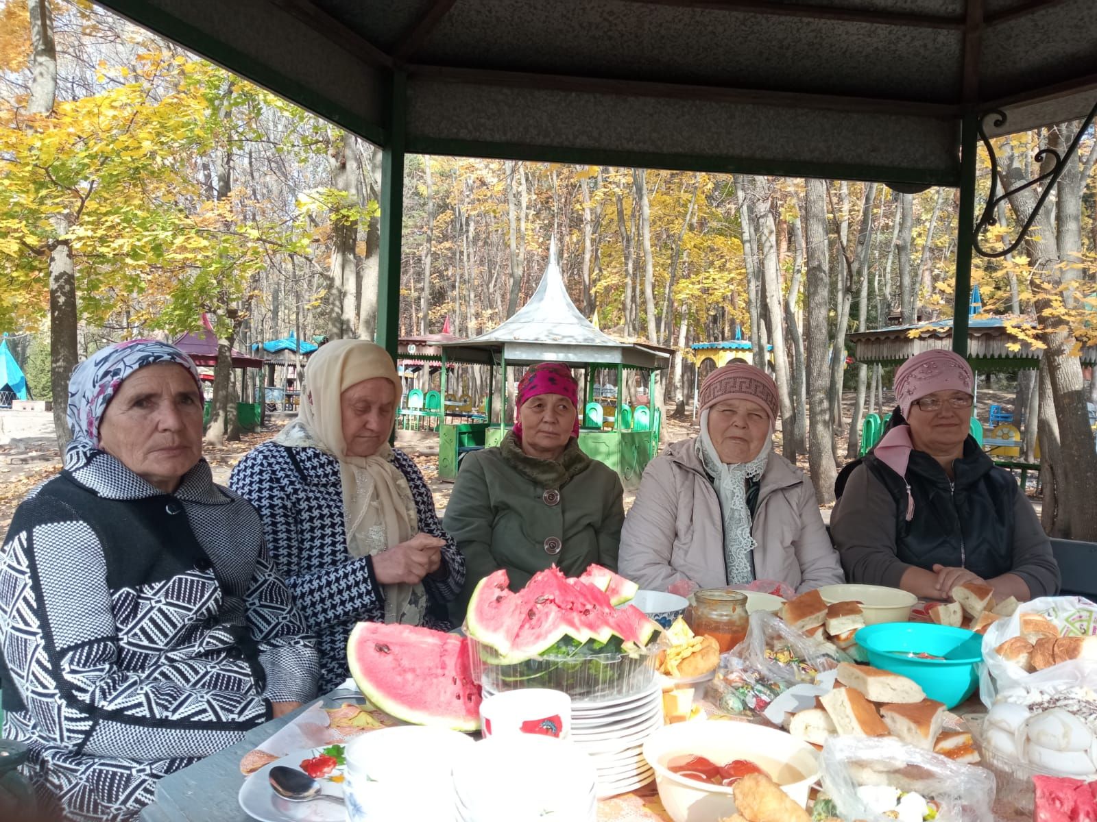 Сотрудники Нурлатского Центра «Гармония» поехали в Билярск на Святой ключ