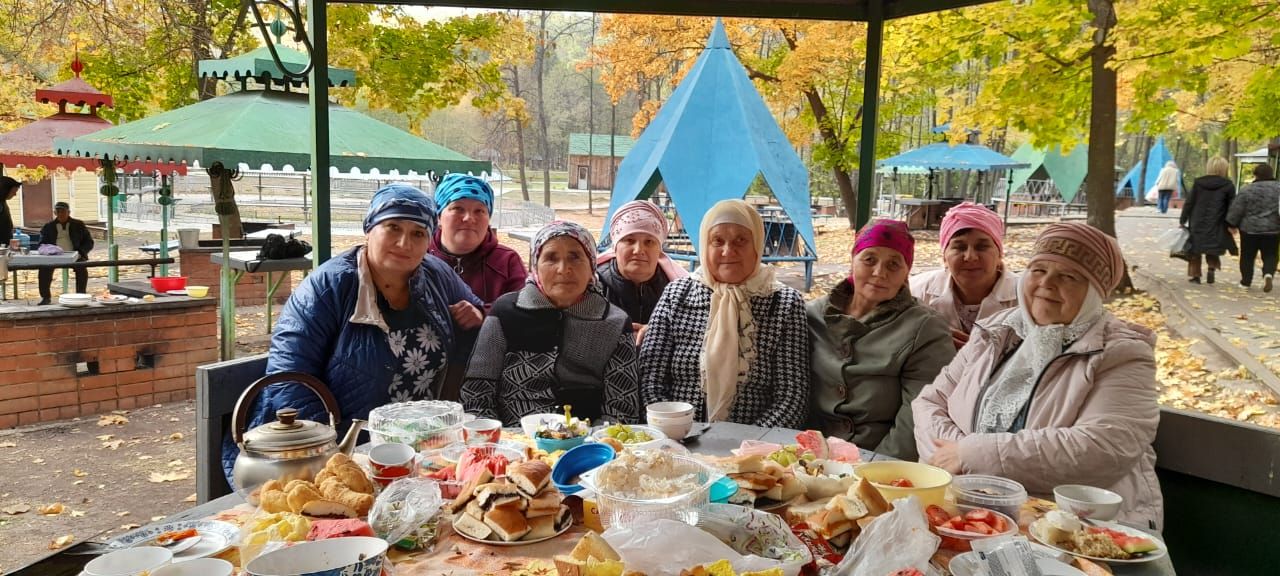 Сотрудники Нурлатского Центра «Гармония» поехали в Билярск на Святой ключ