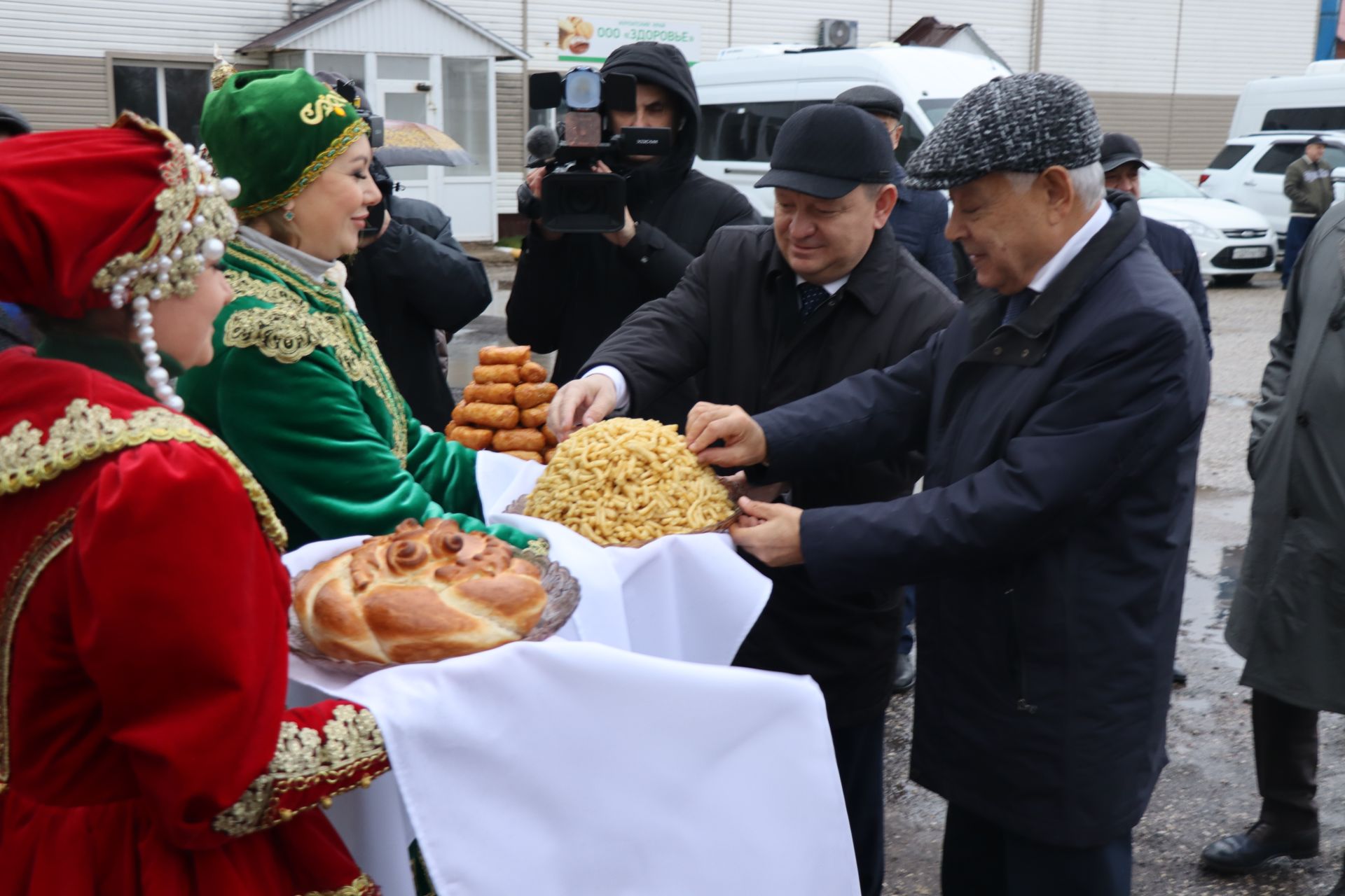 В Нурлате прошел День Единой России