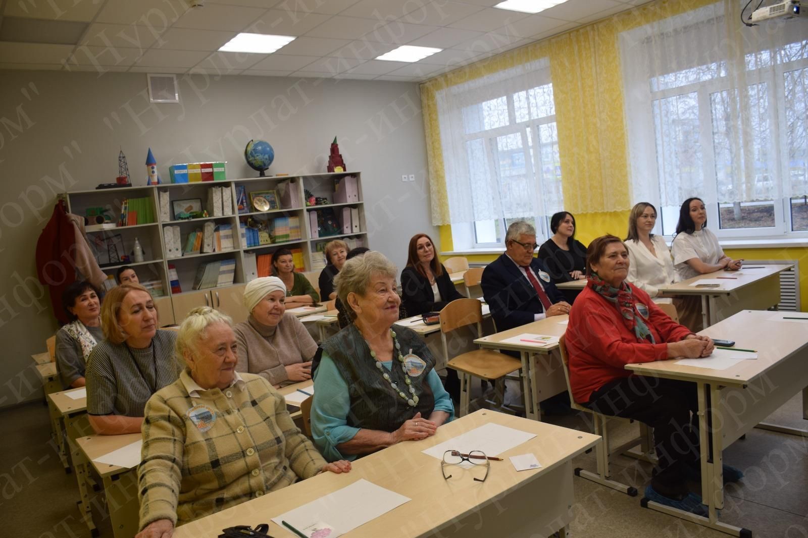 Нурлатская школа №1 торжественно отметила свой 60-летний юбилей (фоторепортаж)