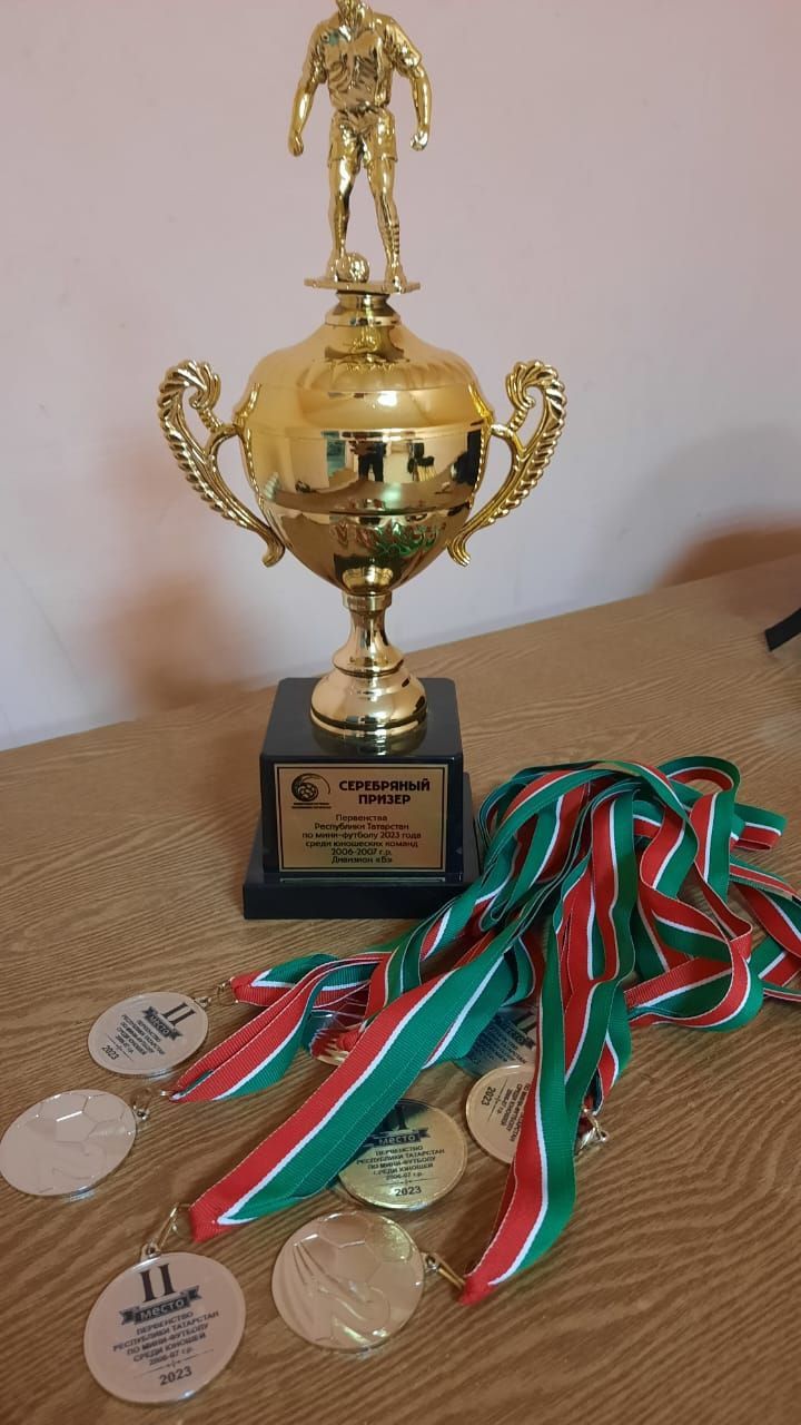 Нурлатские футболисты стали серебряными призерами Первенства Республики Татарстан по мини-футболу