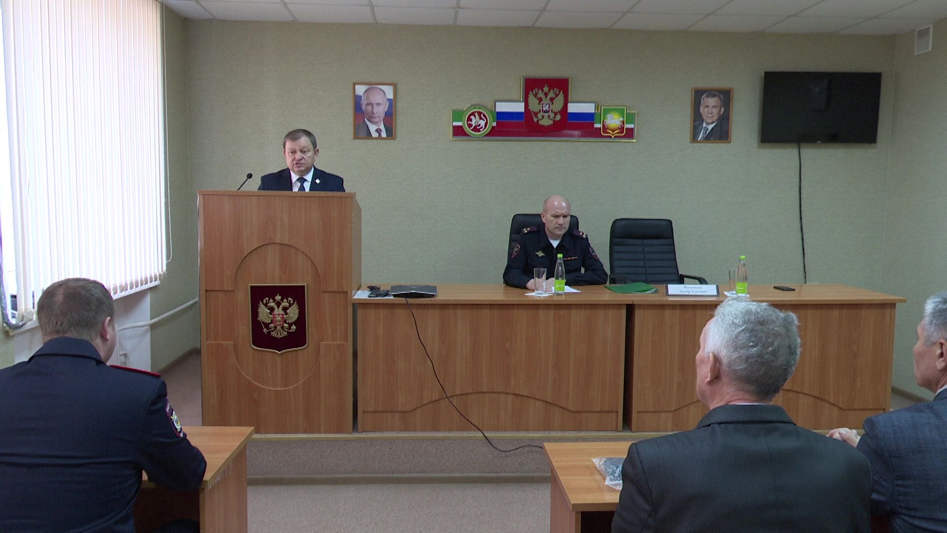 Правоохранителей Нурлата поздравили с Днем работников органов внутренних дел РФ