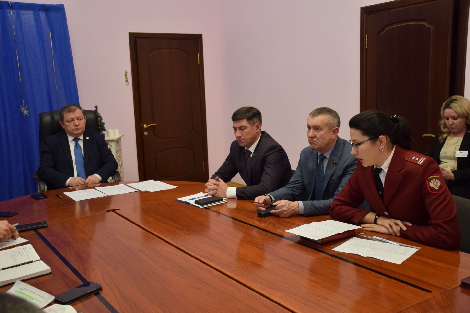 В Нурлате прошел круглый стол с участием представителей религиозных и общественных организаций