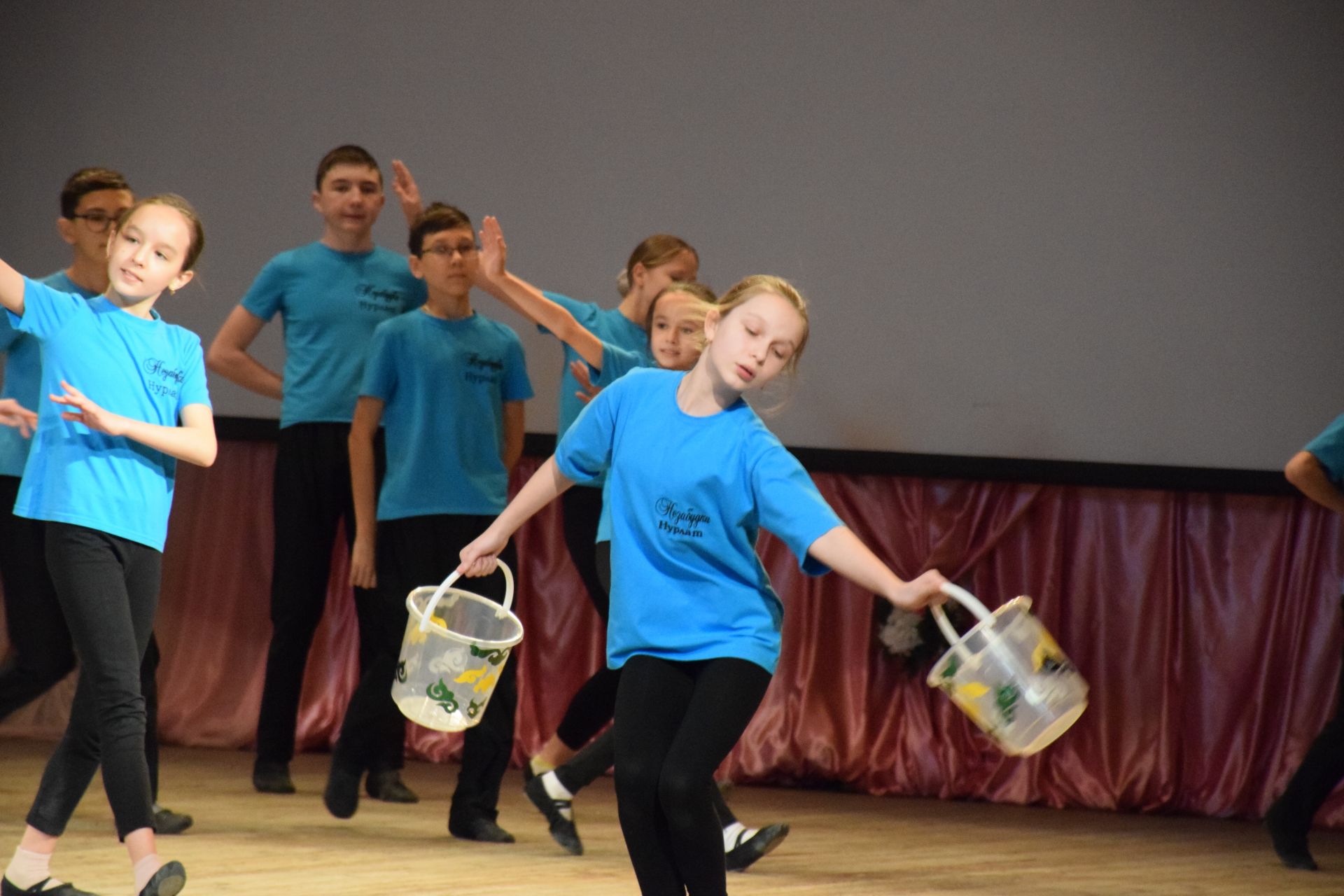 Юные таланты Нурлата получили мастер-классы от именитых членов жюри фестивального движения «Созвездие-Йолдызлык»