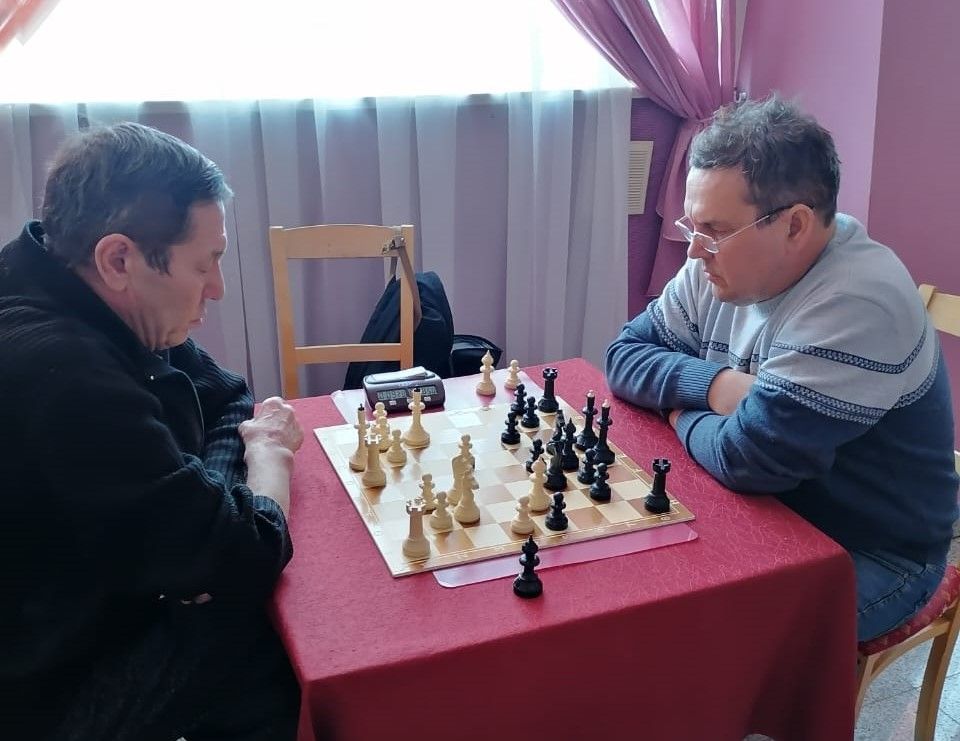 В Нурлате в турнирах по шахматам и шашкам, посвященным Дню защитника Отечества, приняли участие и юные шахматисты