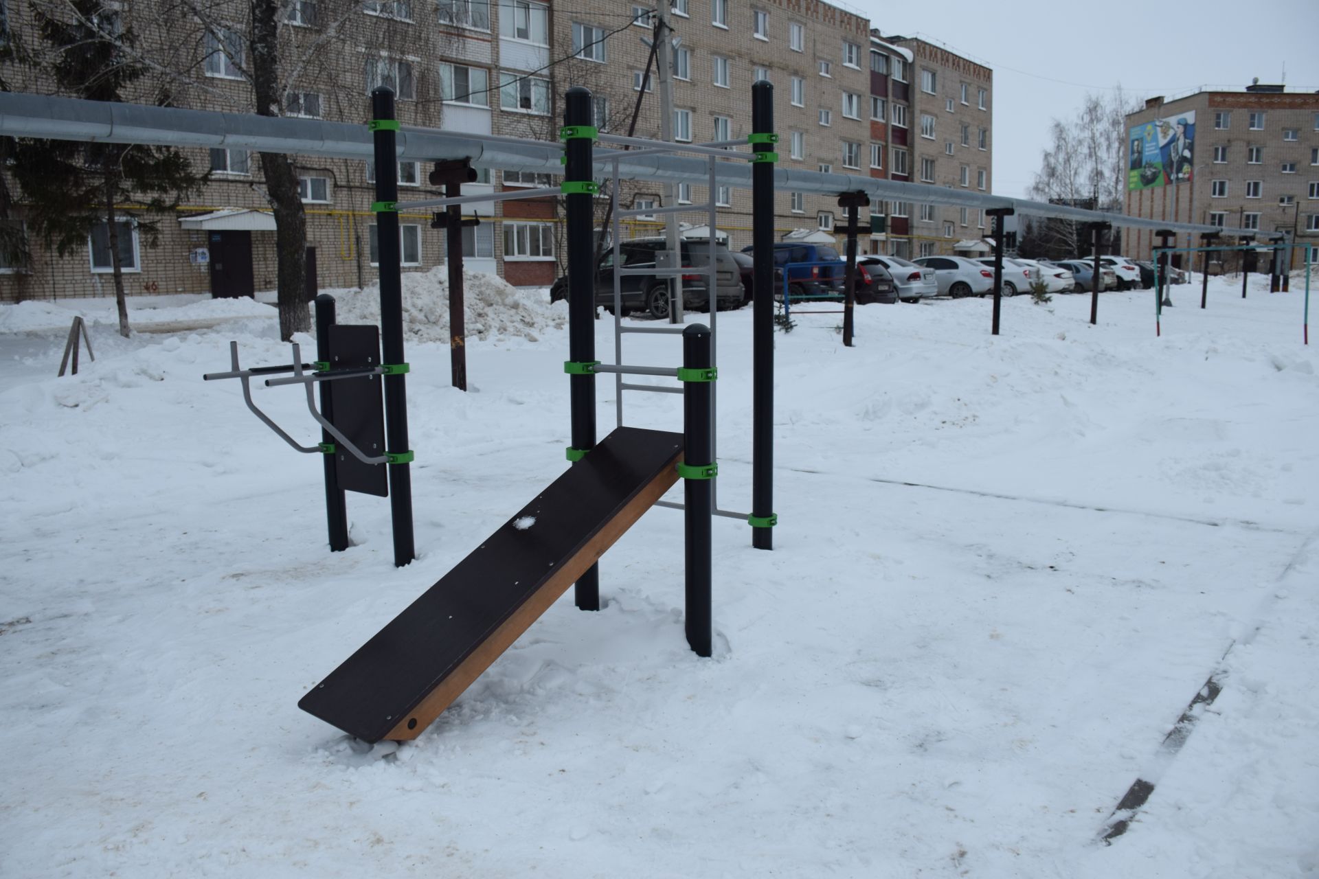 В Нурлате детские площадки доступны и зимой
