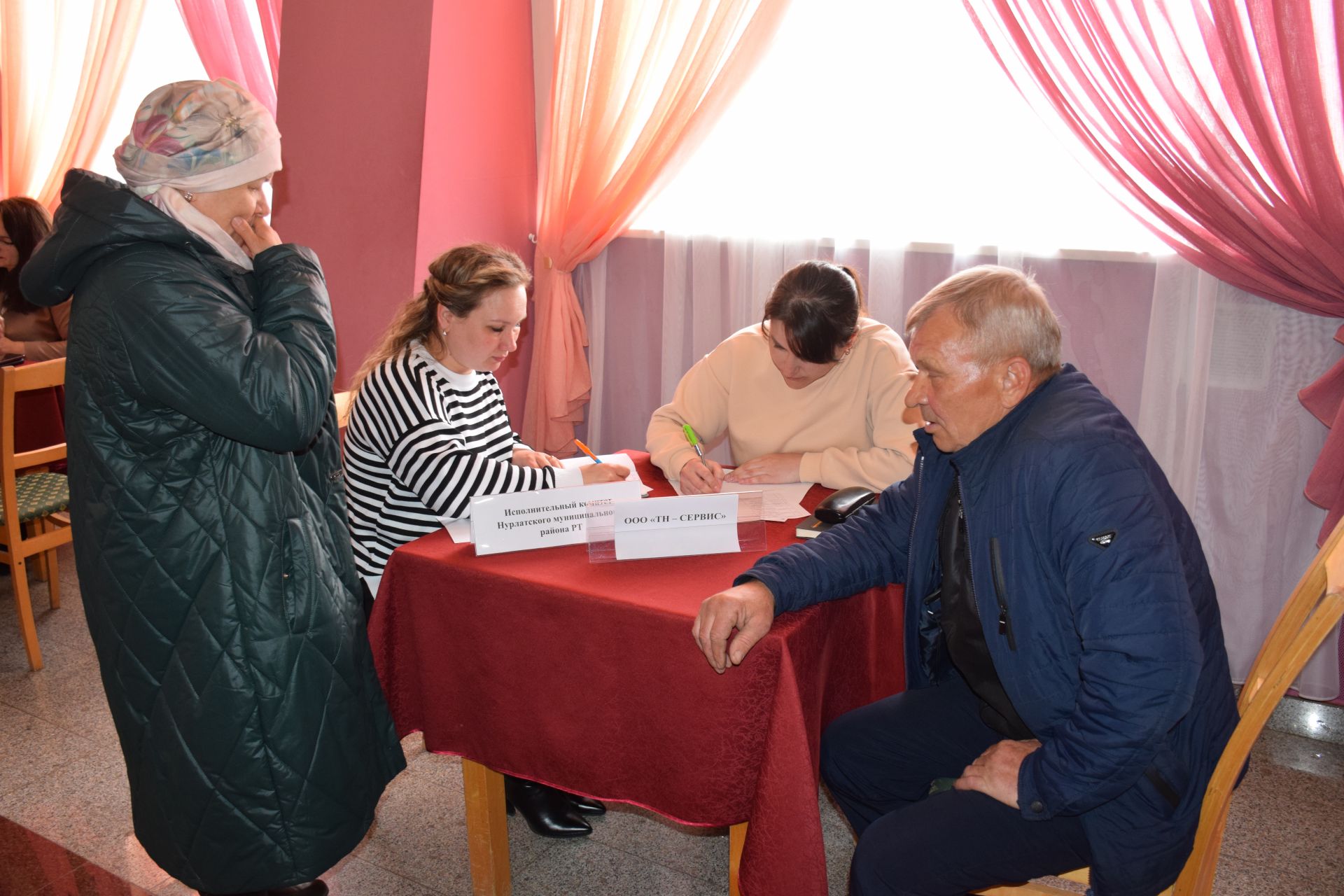 В Нурлате прошла первая Всероссийская ярмарка трудоустройства