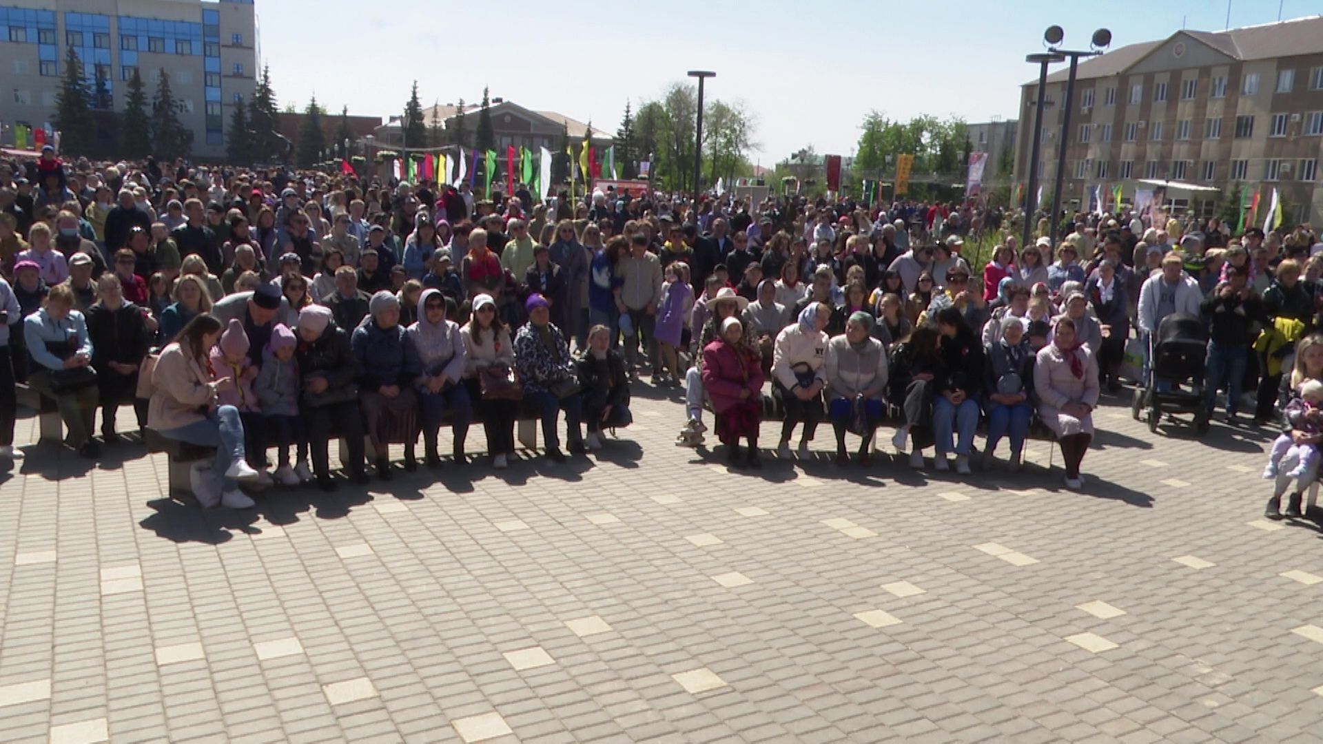 В Нурлате ели солдатскую кашу, пели песни военных лет и знакомились с музеем в чемодане