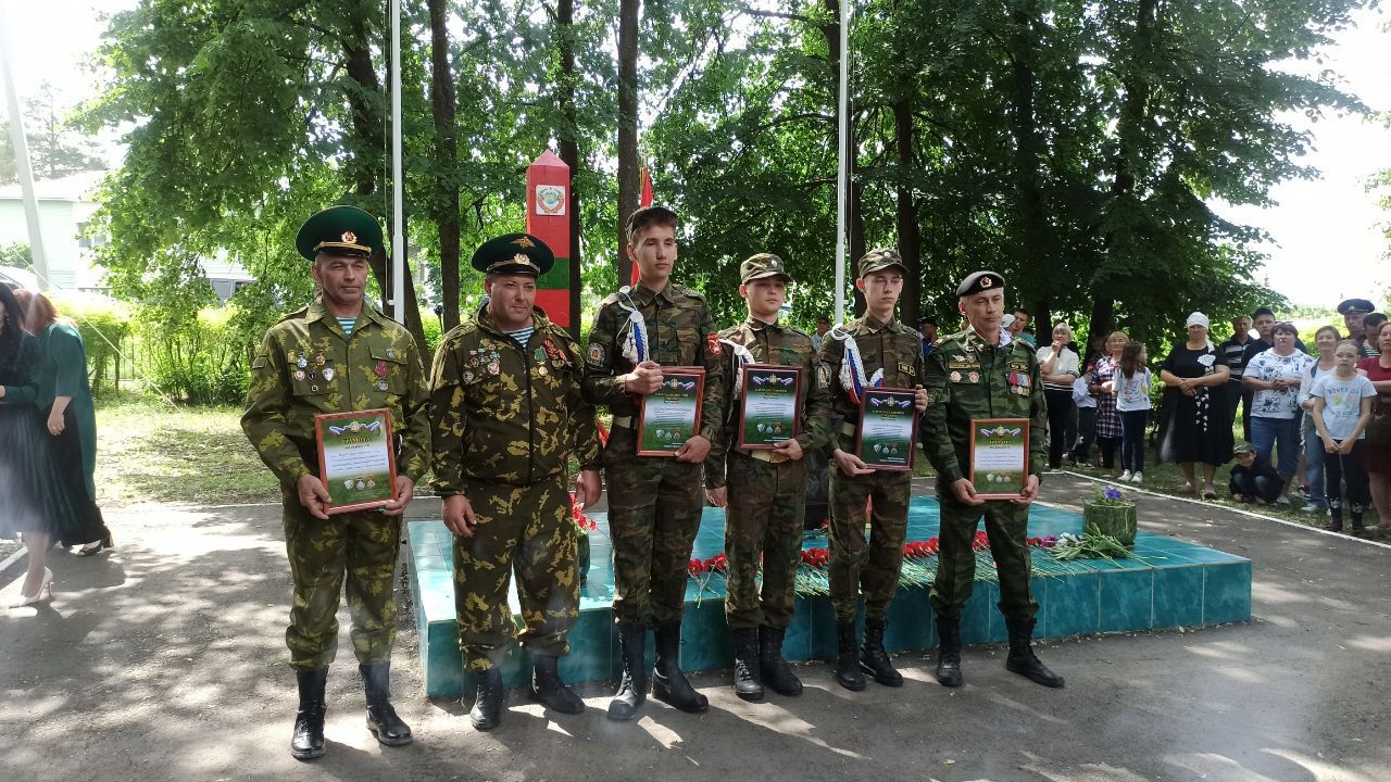 В Нурлате отметили День пограничника