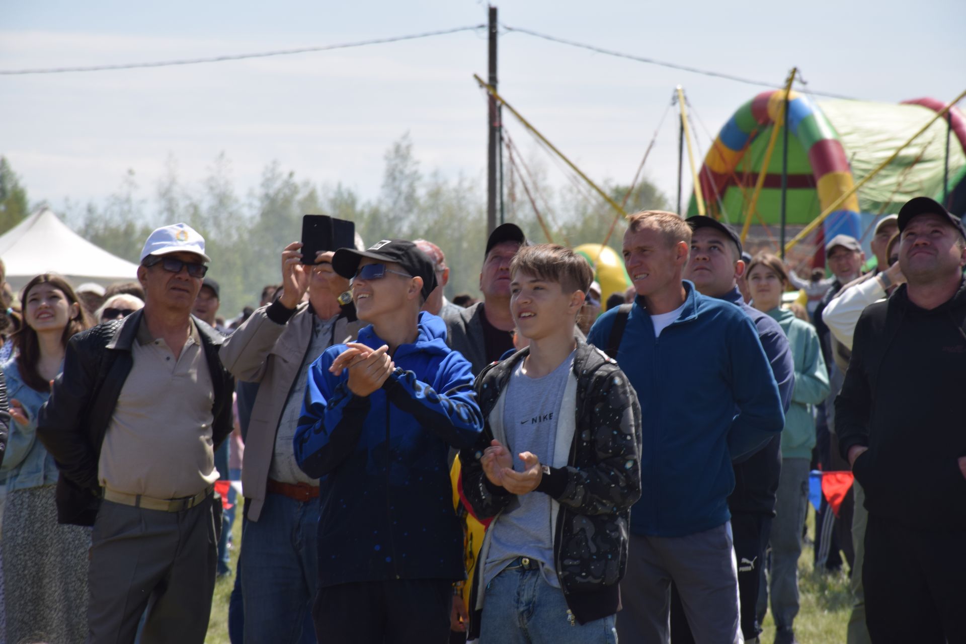 Сабантуй в Нурлате запомнится «Гонкой батыров», спортивными состязаниями и народными играми