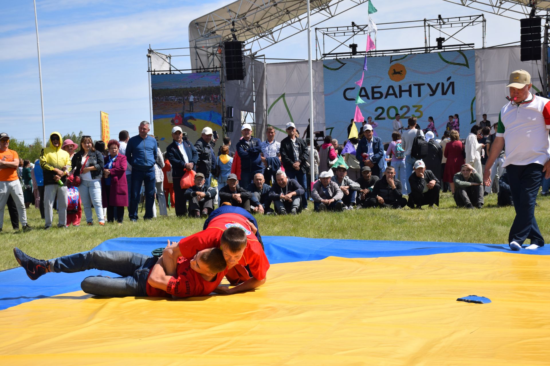 Абсолютным чемпионом Нурлатского Сабантуя стал Марсель Гузаеров