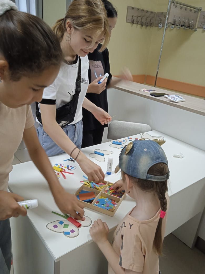 Сотрудники Нурлатской ЦРБ провели большой праздник для своих маленьких пациентов