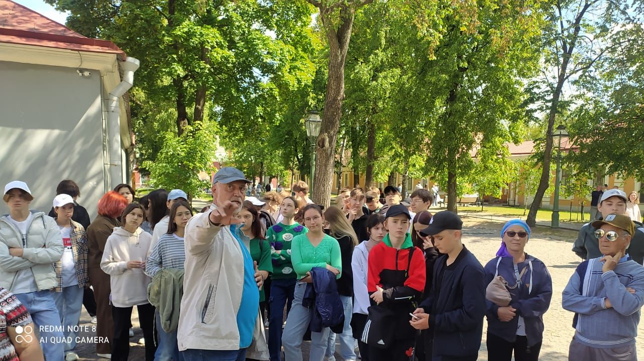 Нурлатские школьники побывали на экскурсии в Санкт-Петербурге
