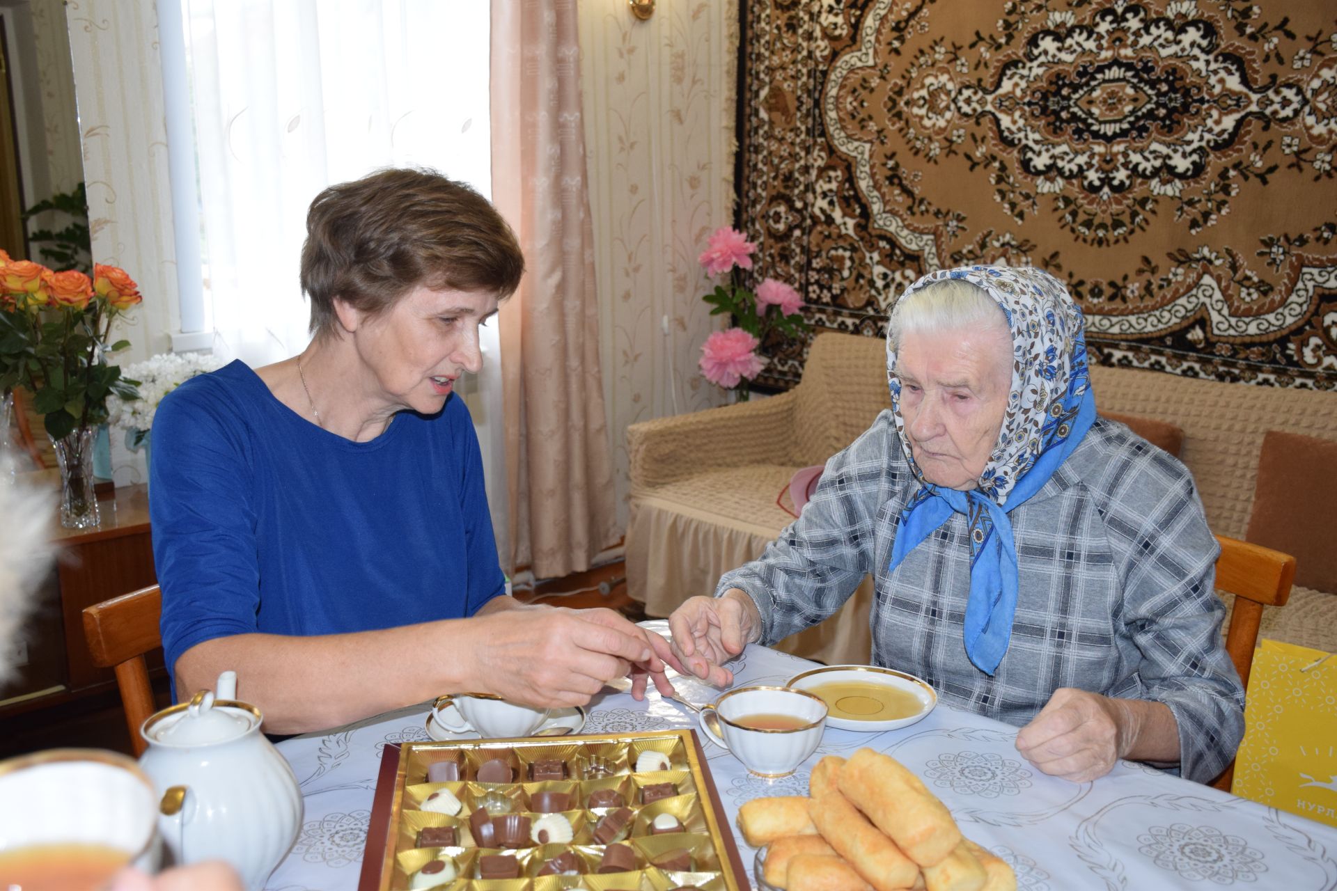 Труженица тыла из Нурлата отмечает 95-летний юбилей