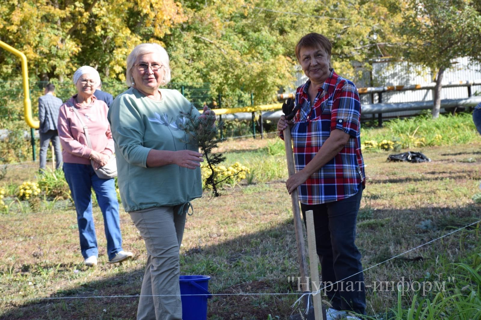 В честь 60-летнего юбилея Нурлатской городской школы №1 заложена Аллея учителей