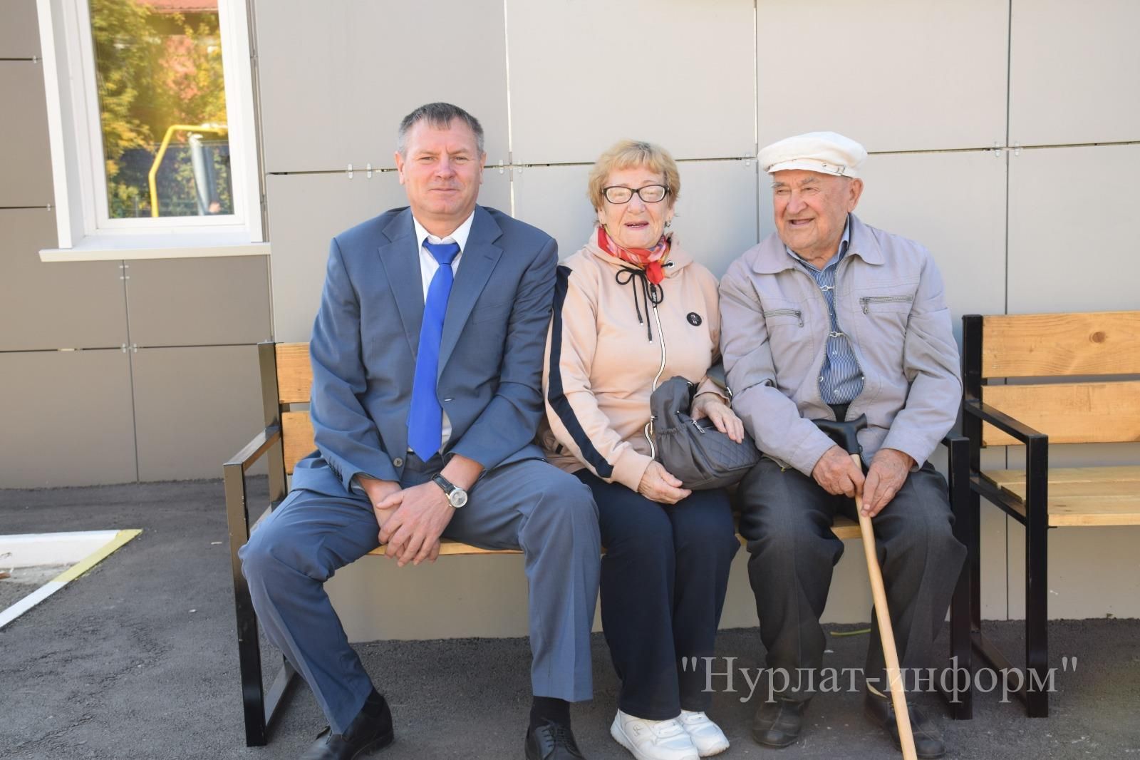 В честь 60-летнего юбилея Нурлатской городской школы №1 заложена Аллея учителей