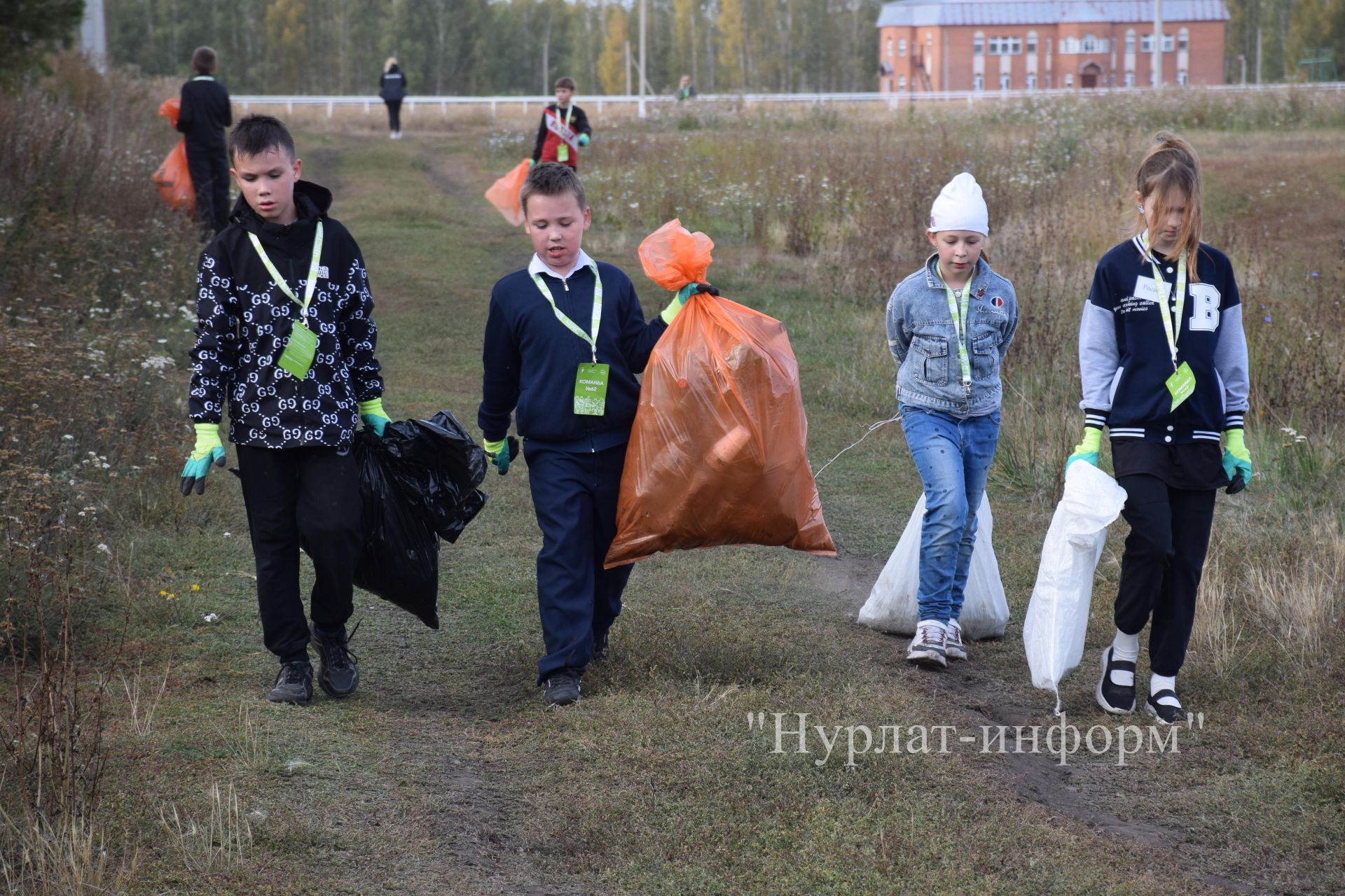 Школьные команды из семи районов Закамской зоны приняли участие в «Чистых играх» в Нурлате