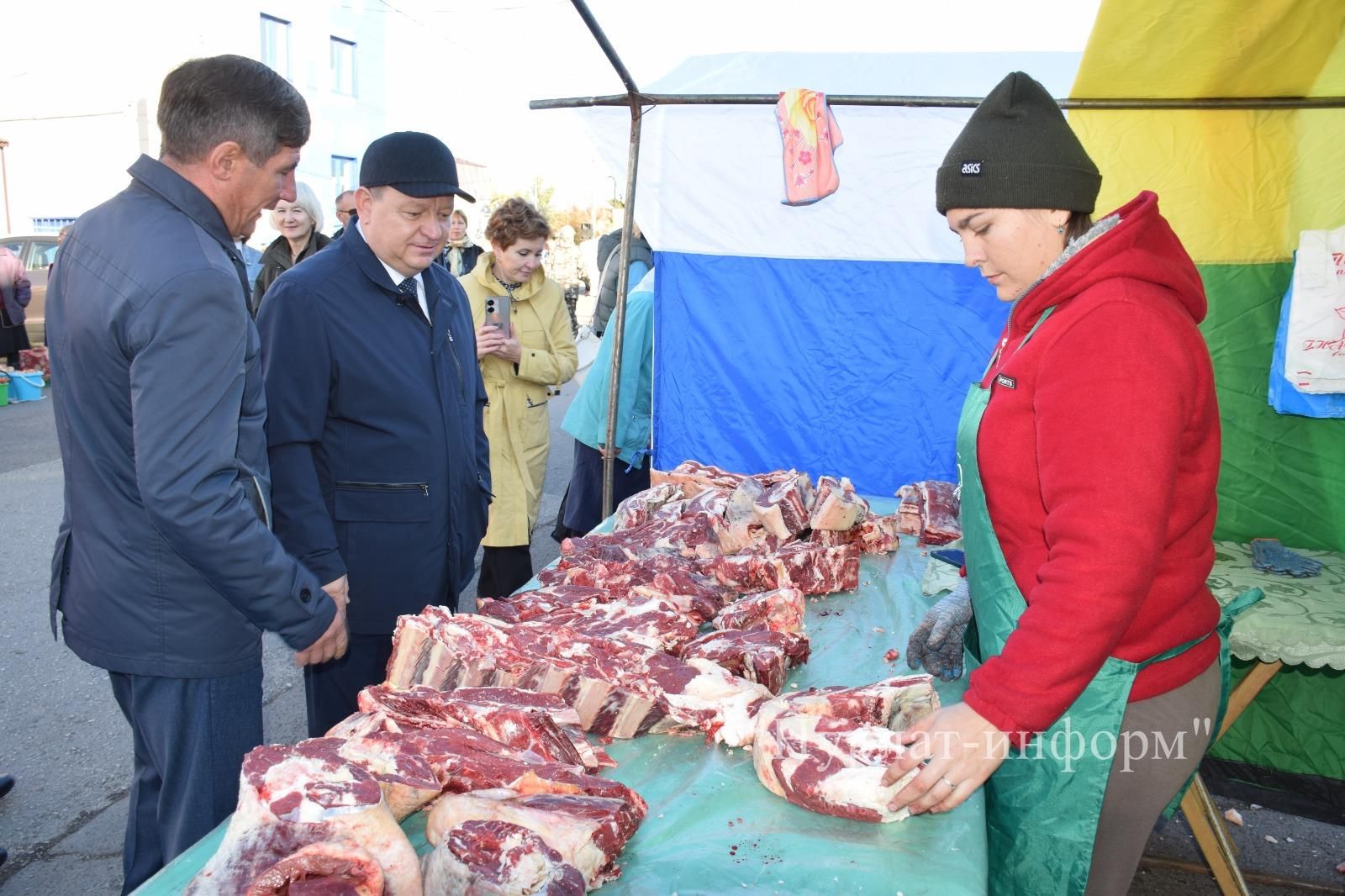 В Нурлате первая осенняя ярмарка посвящена Дню пожилого человека