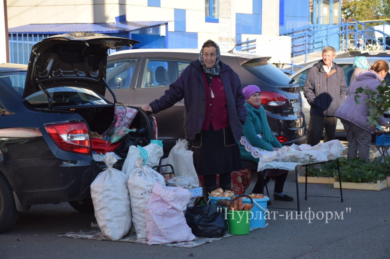 В Нурлате первая осенняя ярмарка посвящена Дню пожилого человека