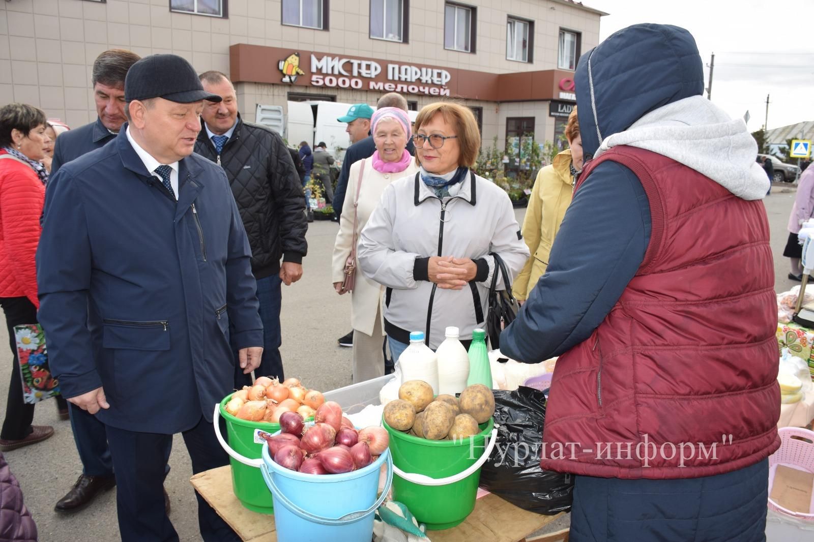 В Нурлате первая осенняя ярмарка посвящена Дню пожилого человека