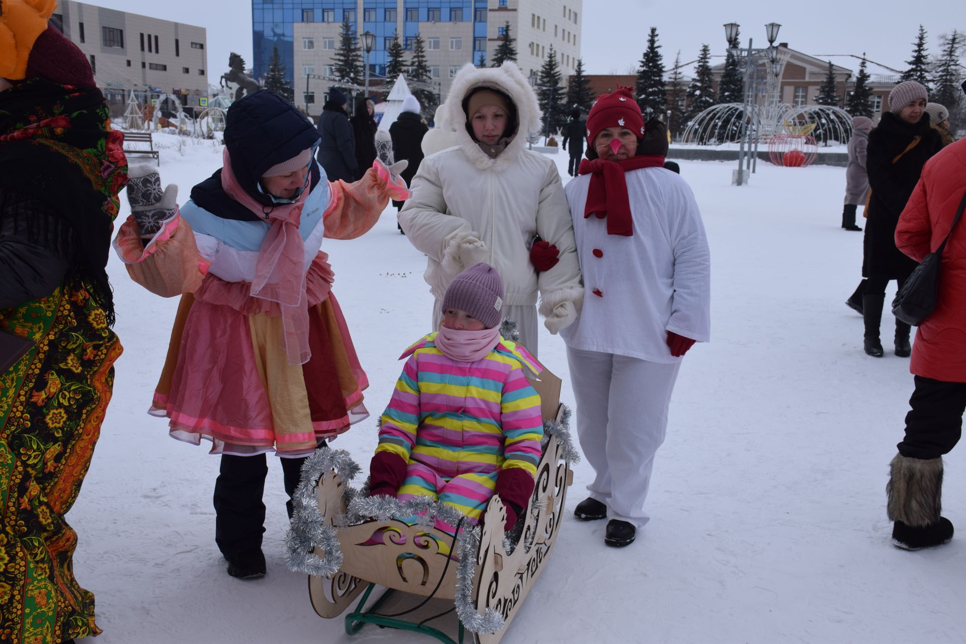 В Нурлате прошел традиционный фестиваль креативных санок «СаниFest»