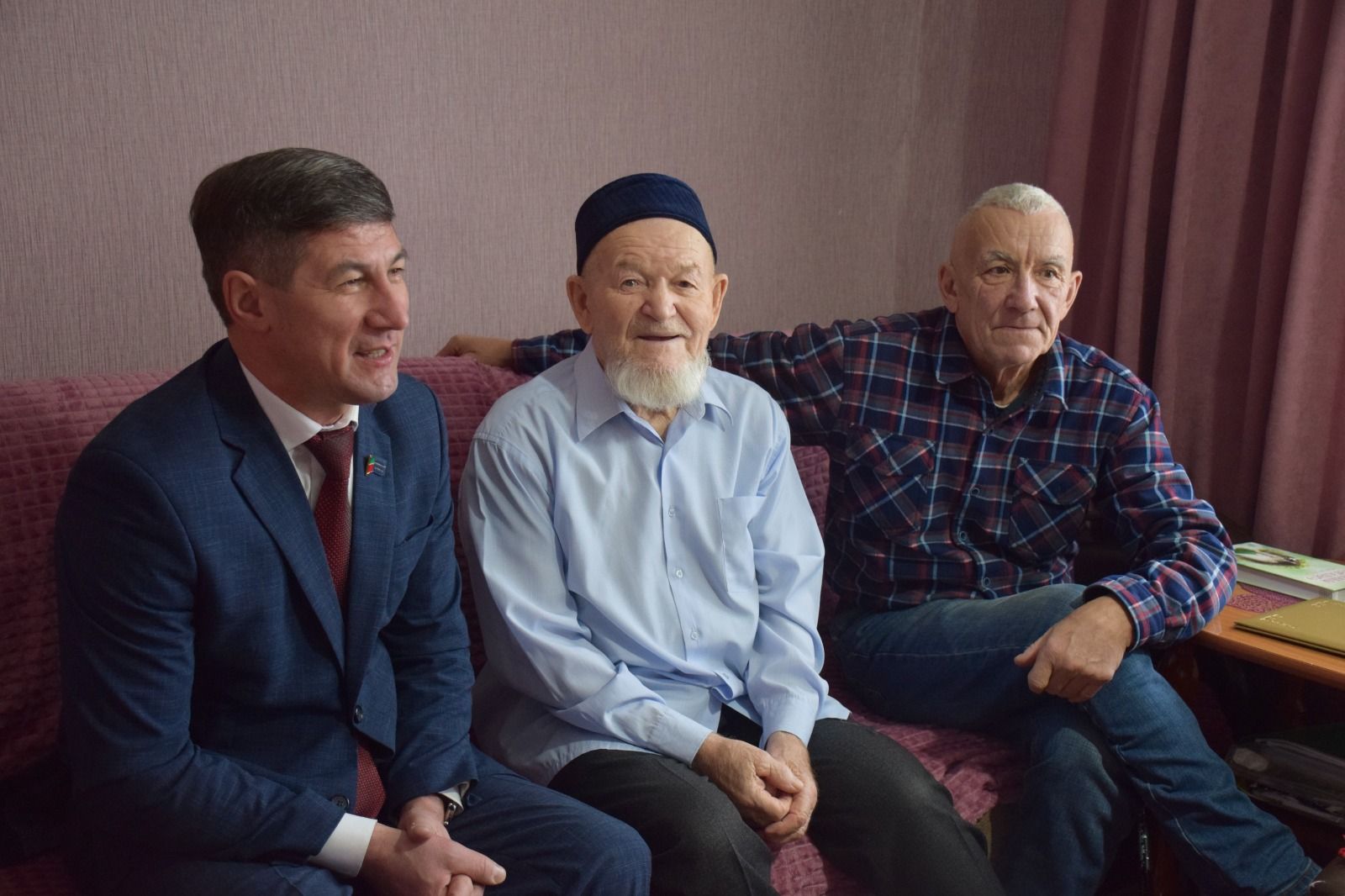Ветеран Великой Отечественной войны Каим Самигуллович Самигуллин отмечает день рождения