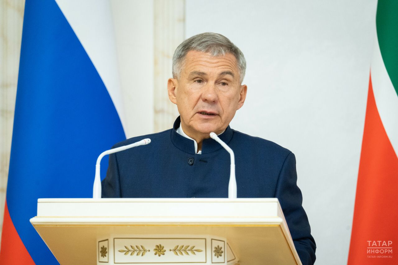 Рустам Минниханов: Рождество – это не только великий церковный, но и яркий семейный праздник