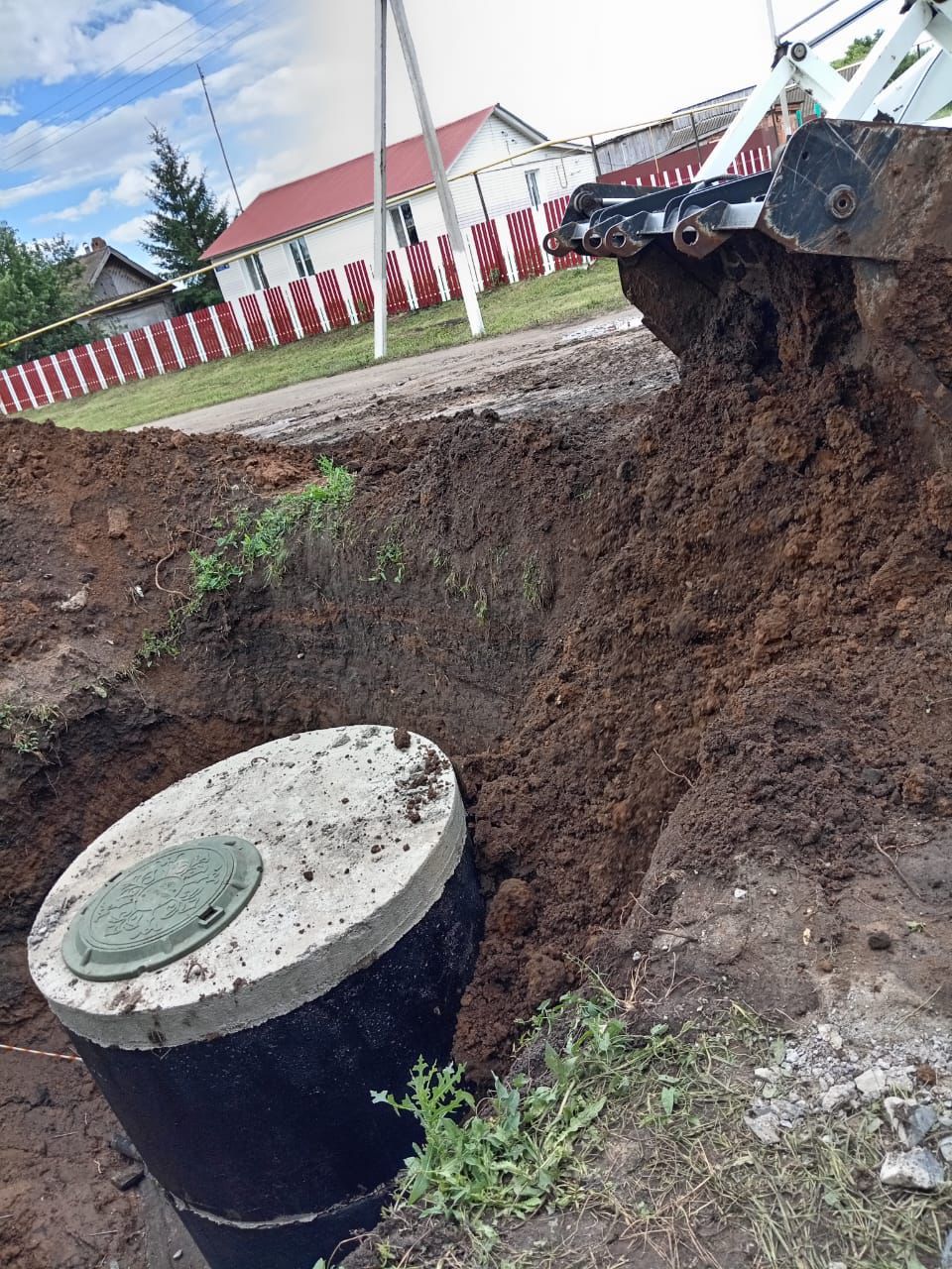 В селе Селенгуши завершены работы по замене изношенных водопроводных колодцев