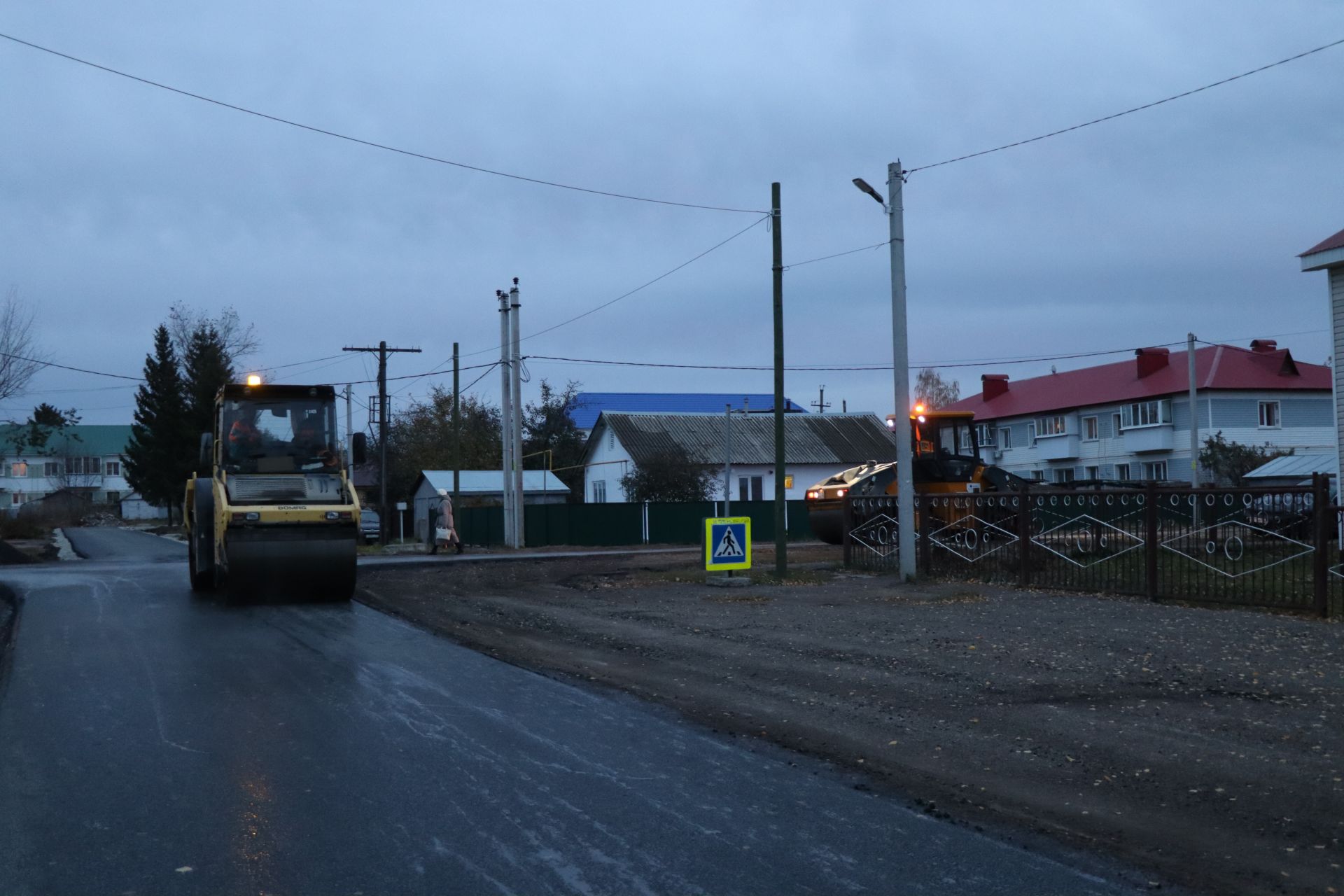 Глава Нурлатского района ознакомился с качеством дорожных работ