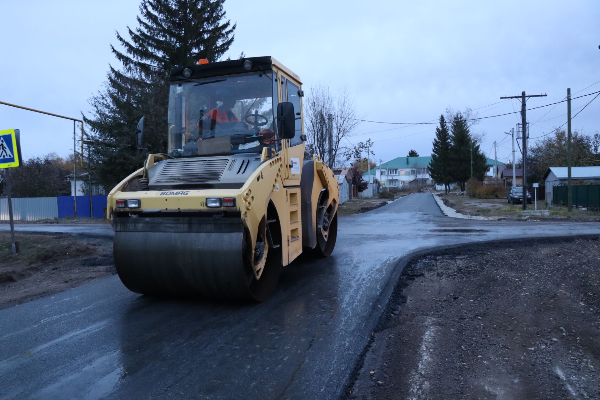 Глава Нурлатского района ознакомился с качеством дорожных работ