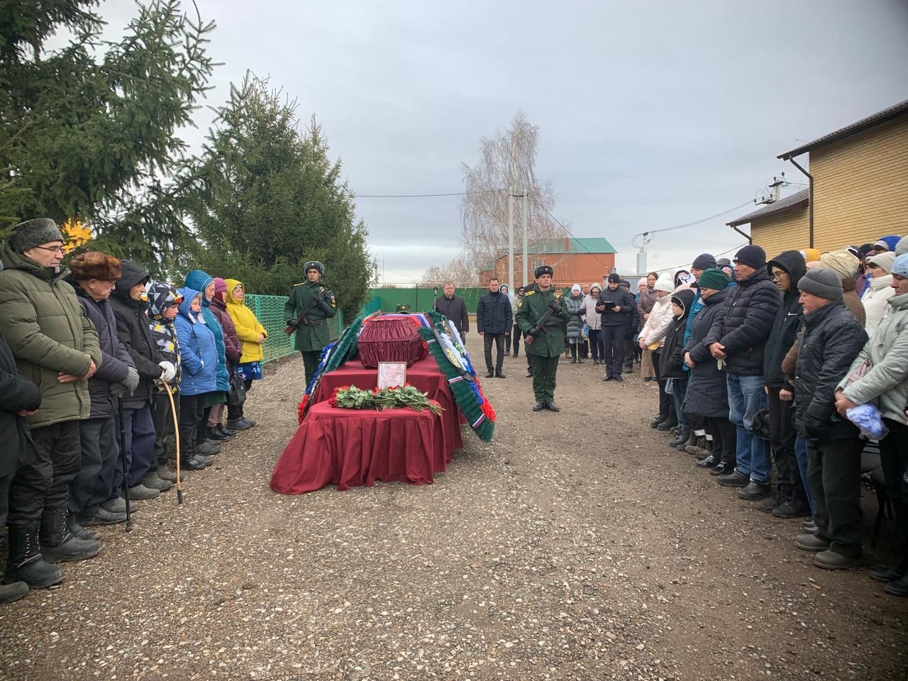 В Нижнем Нурлате простились с погибшим участником СВО