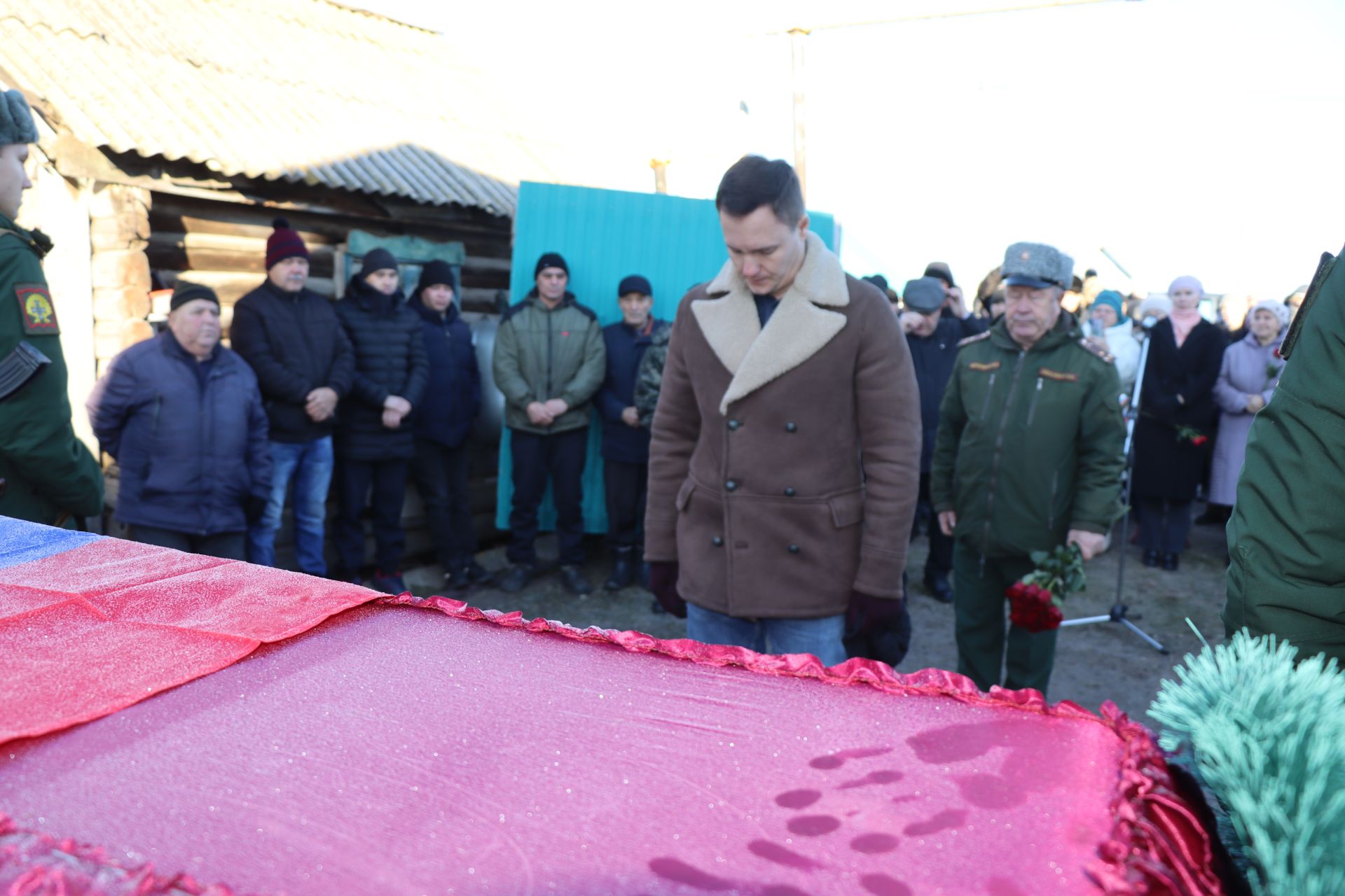 В селе Бурметьево Нурлатского района проводили в последний путь Ахметова Ильфата